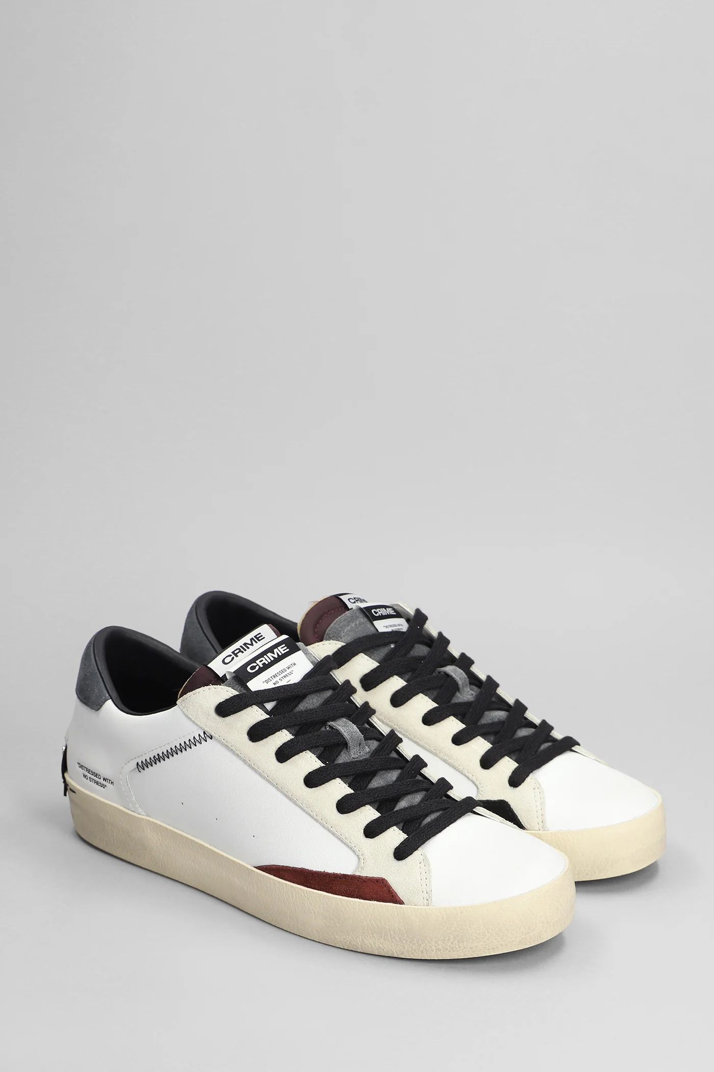 Distressed Sneakers in white leather