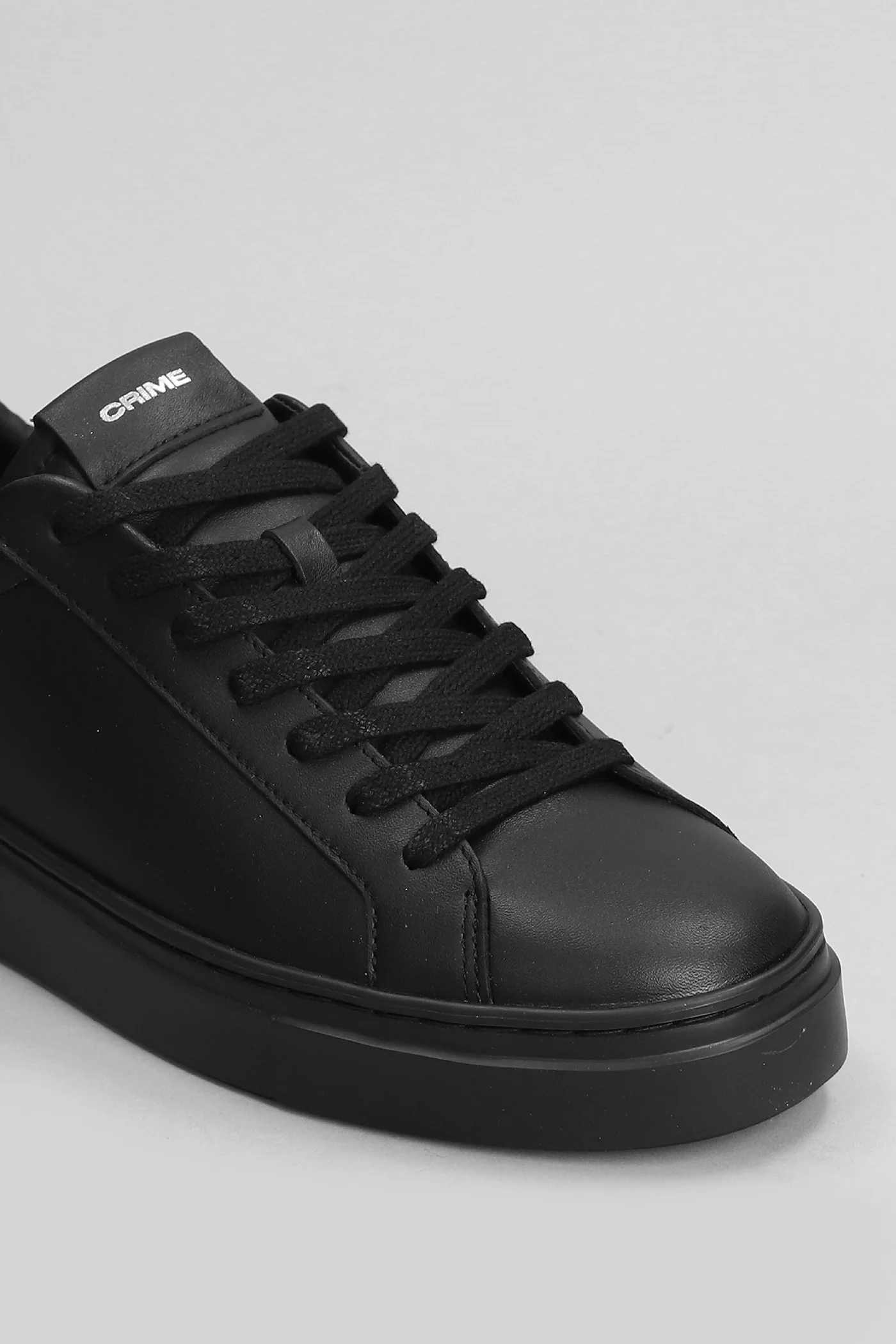 Extralight Sneakers in black leather - Image 5