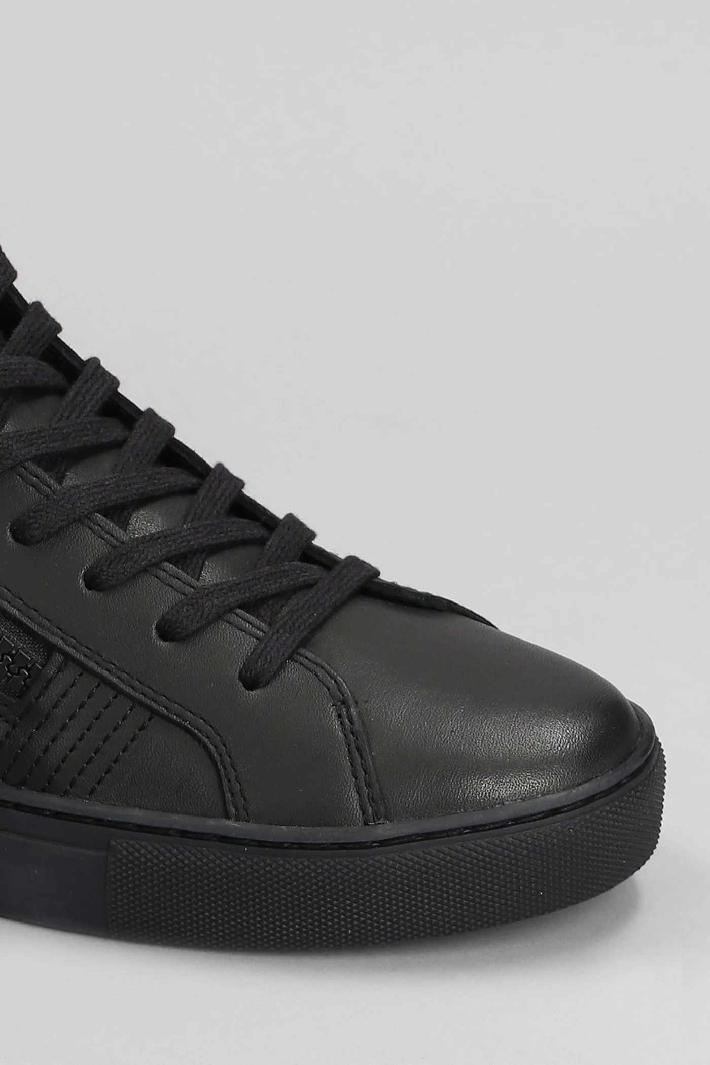 Java Sneakers in black leather - Image 5