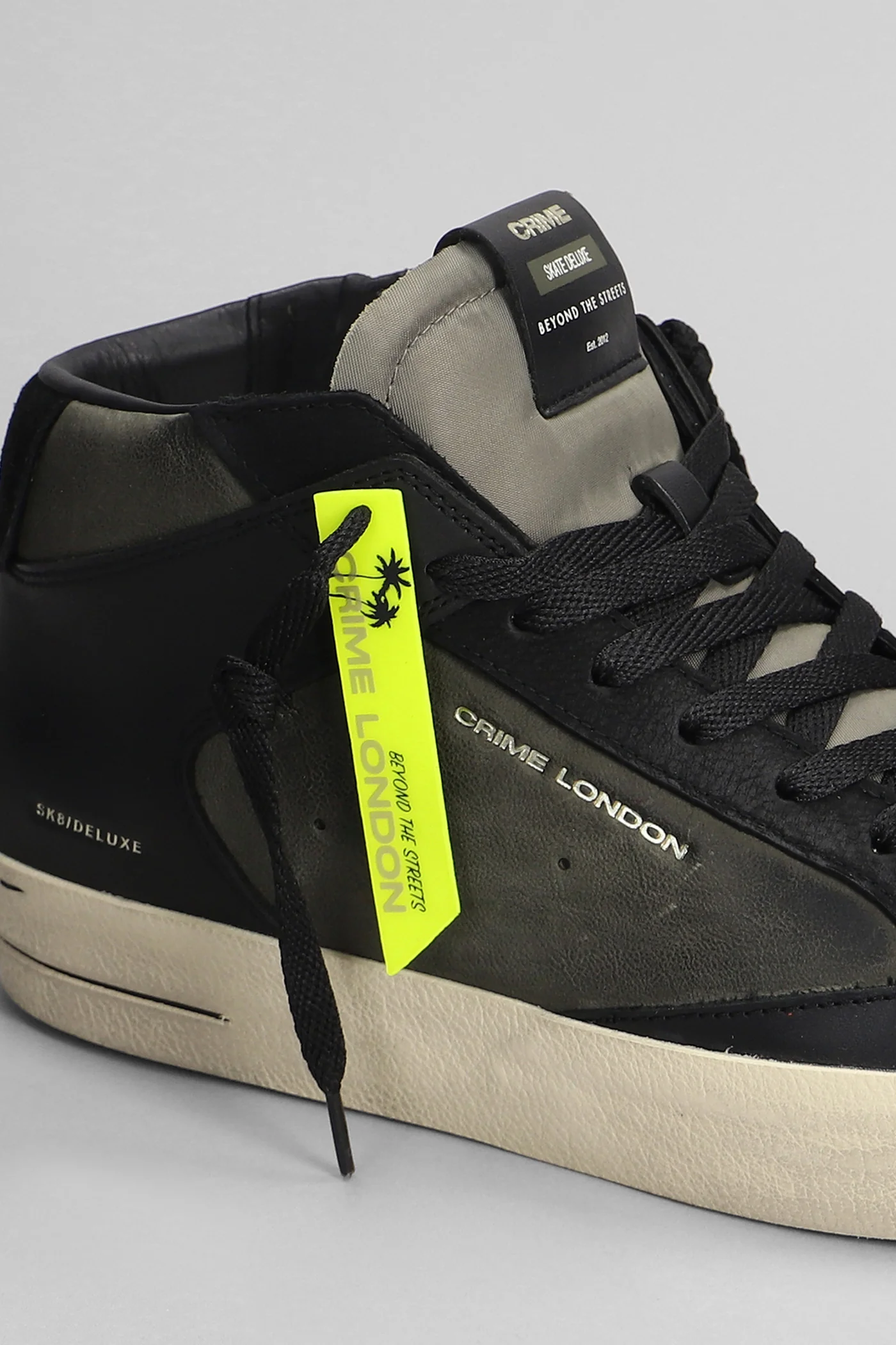 Sk8 Deluxe Mid Sneakers in black leather - Image 5