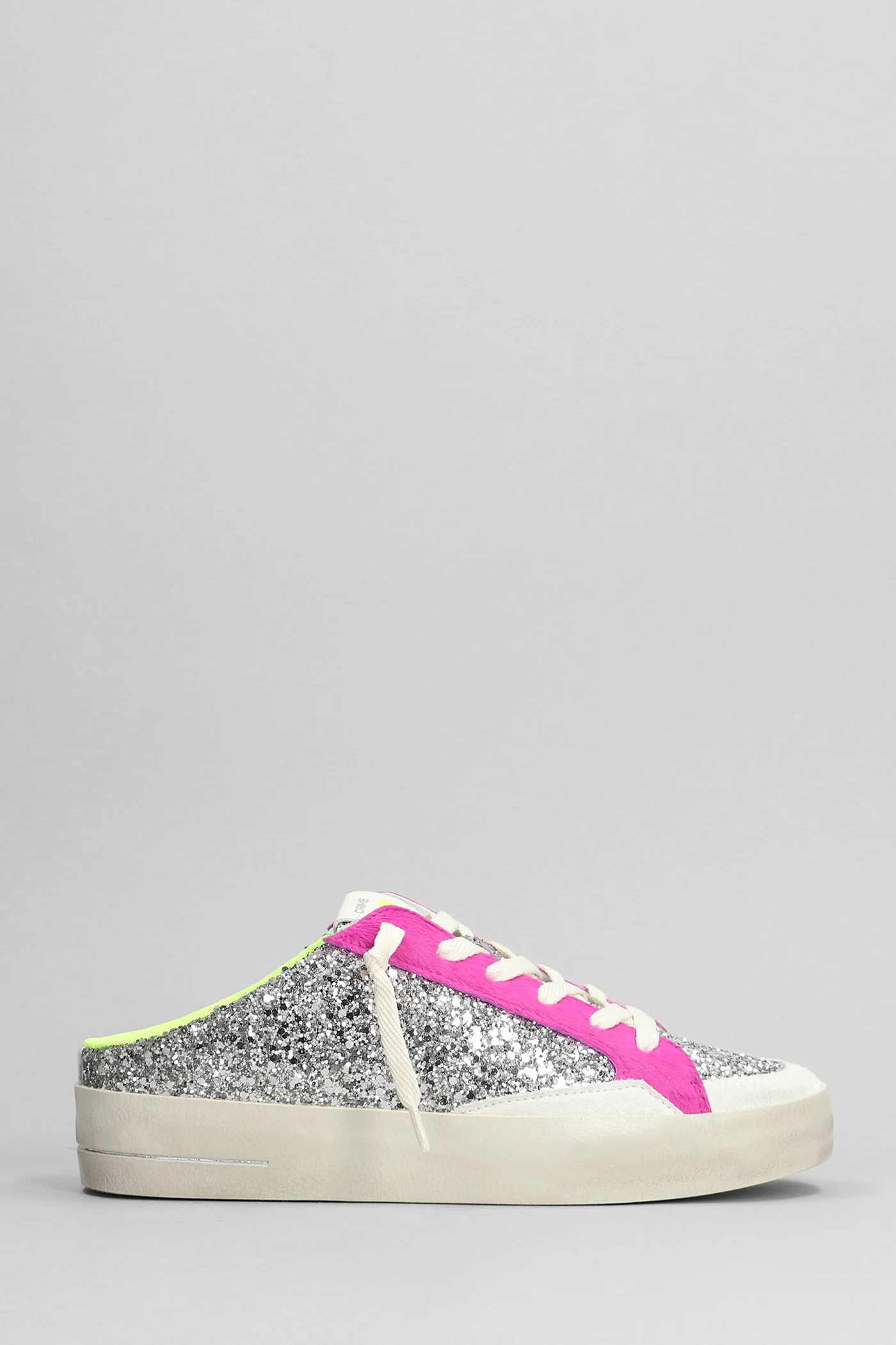Sneakers in silver glitter