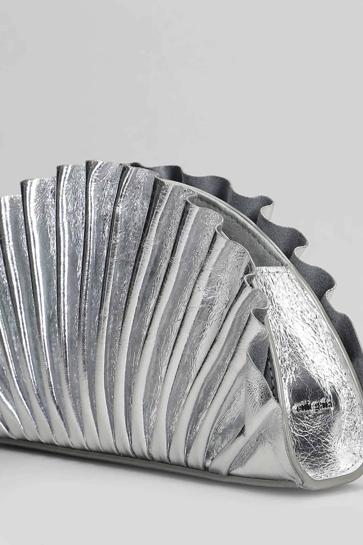 Nala Clutch in silver leather - Image 4