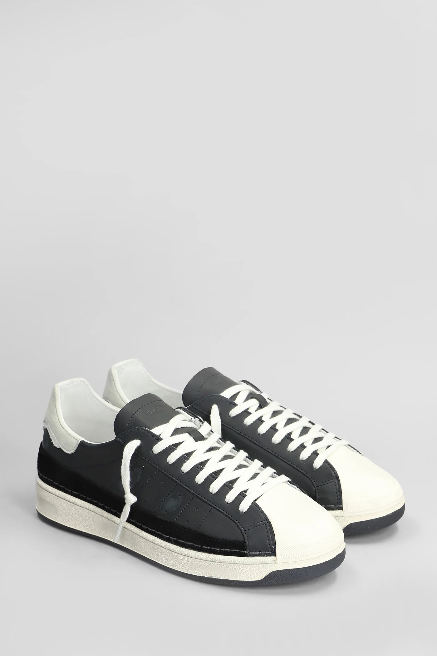 Base Used Sneakers in blue leather - Image 2