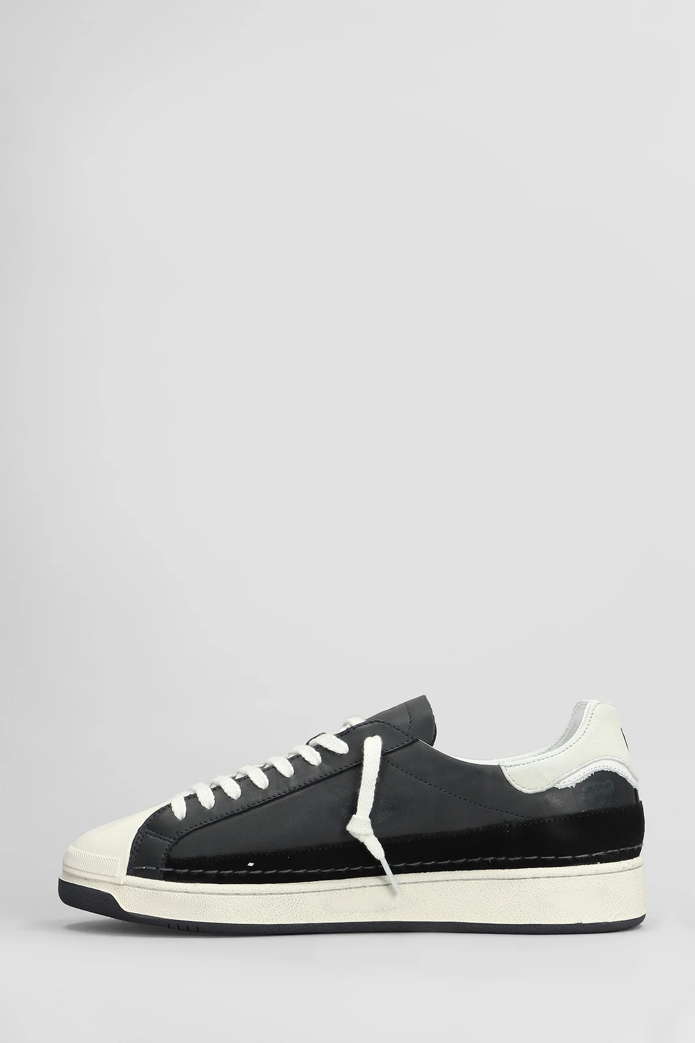 Base Used Sneakers in blue leather - Image 3
