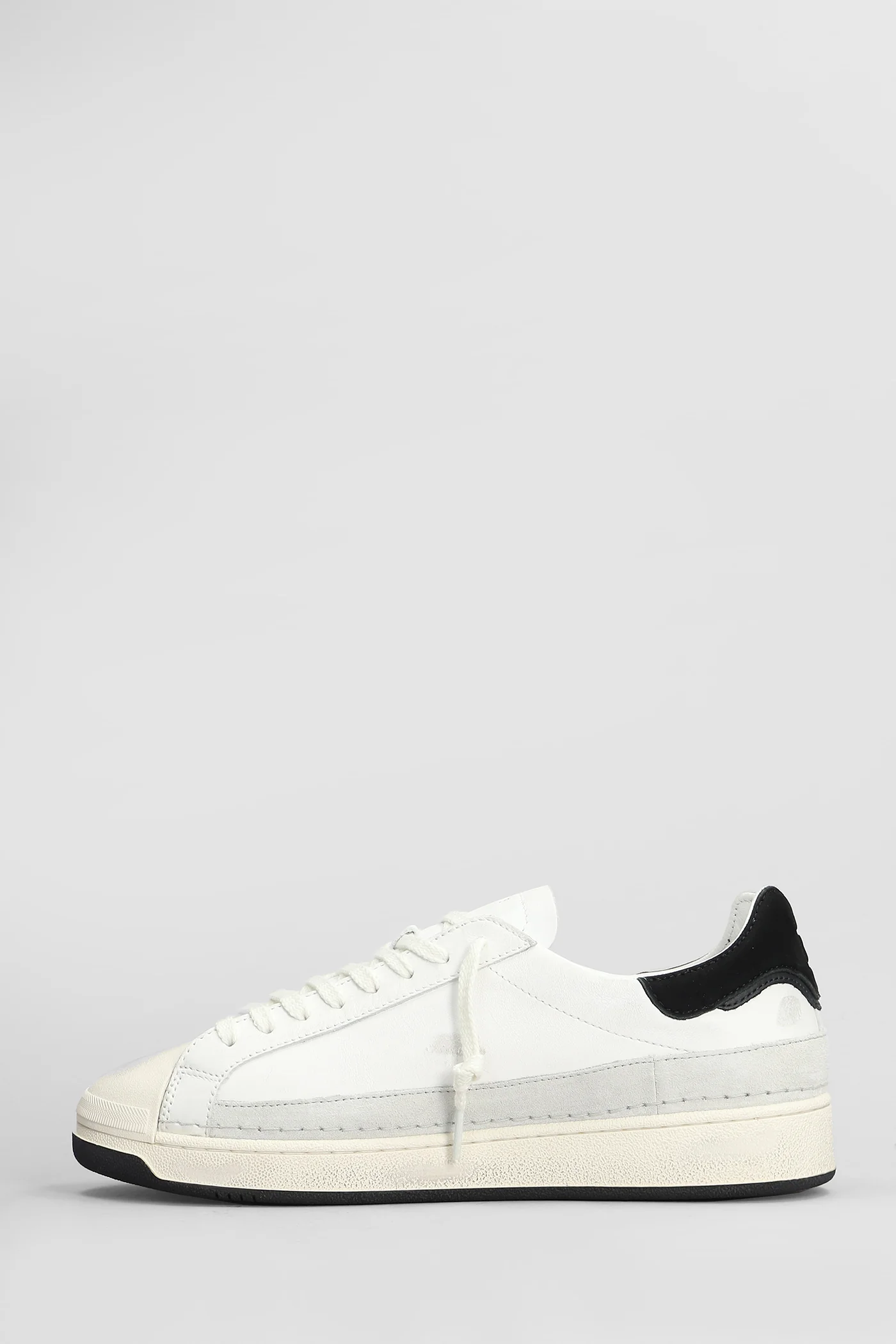 Base Used Sneakers in white leather - Image 3