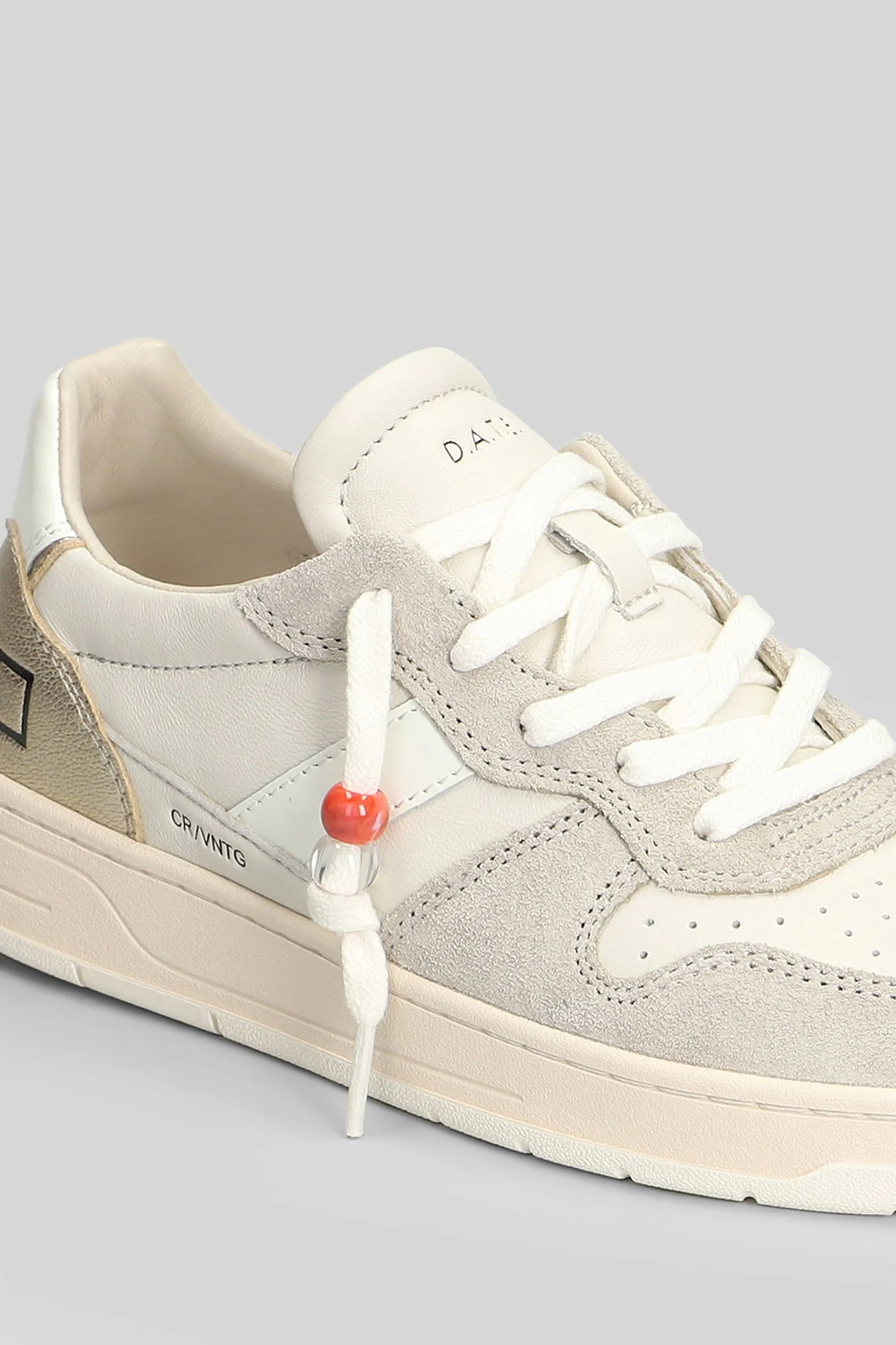 Court 2.0 Vintage Sneakers in beige suede and leather - Image 5