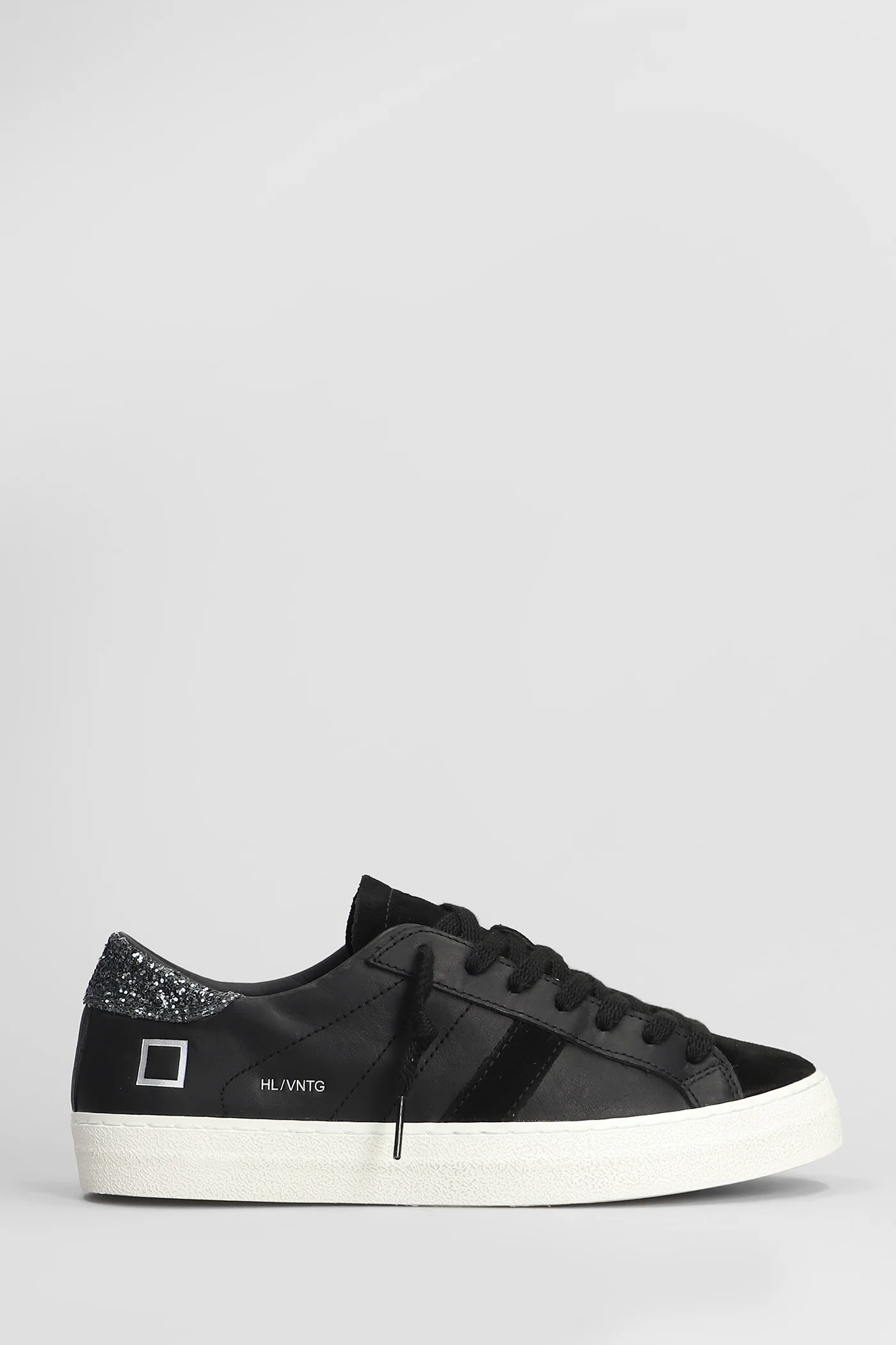 Hill Low Sneakers in black suede and leather