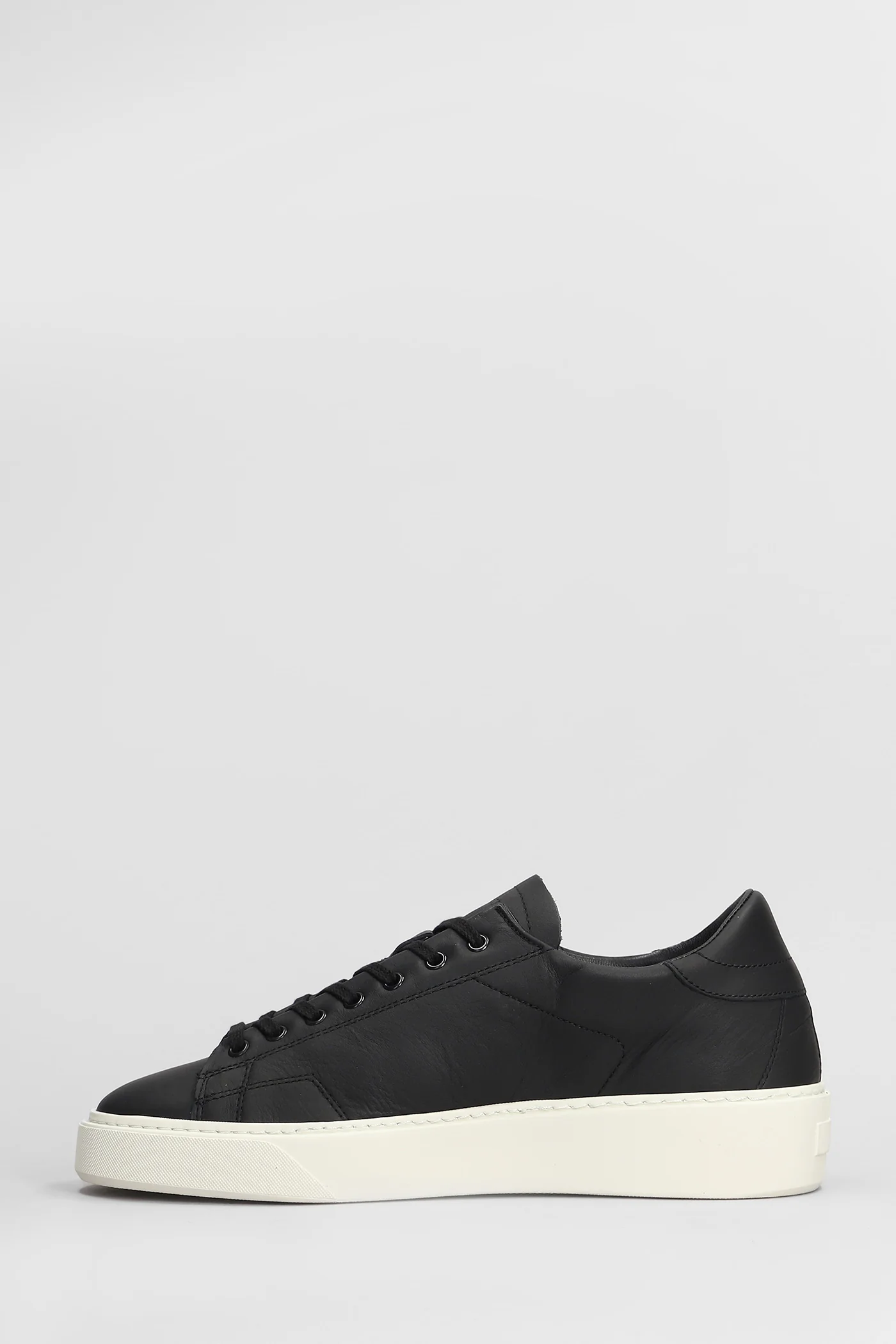 Levante Sneakers in black leather - Image 3