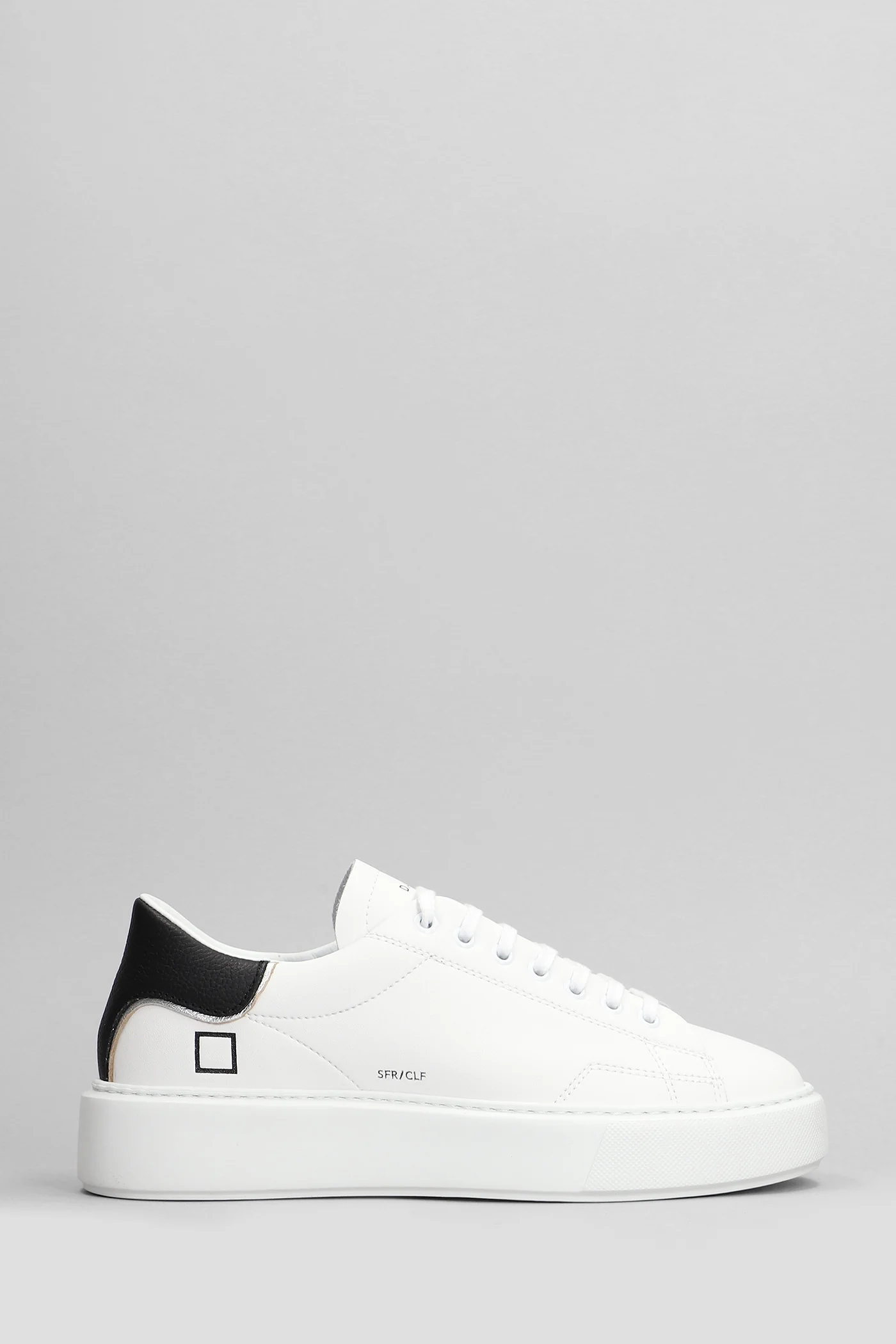 Sfera Sneakers in white leather