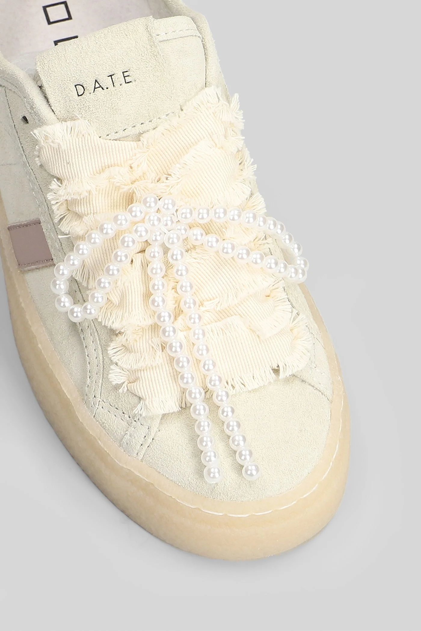 Tender Bow Sneakers in beige suede - Image 5