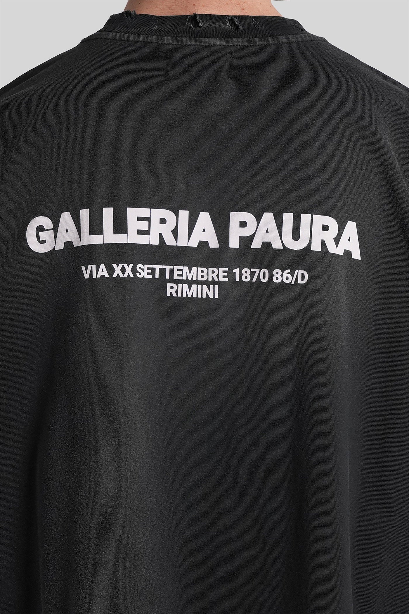 Costa T-Shirt in black cotton - Image 5