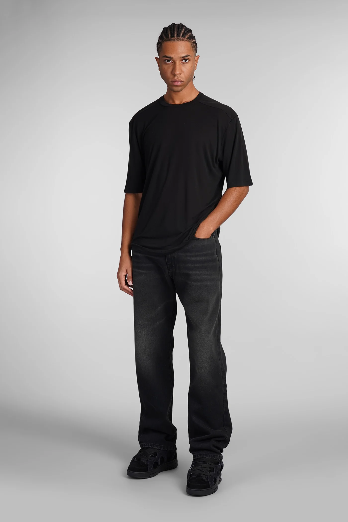 Leyla T-Shirt in black cotton - Image 2