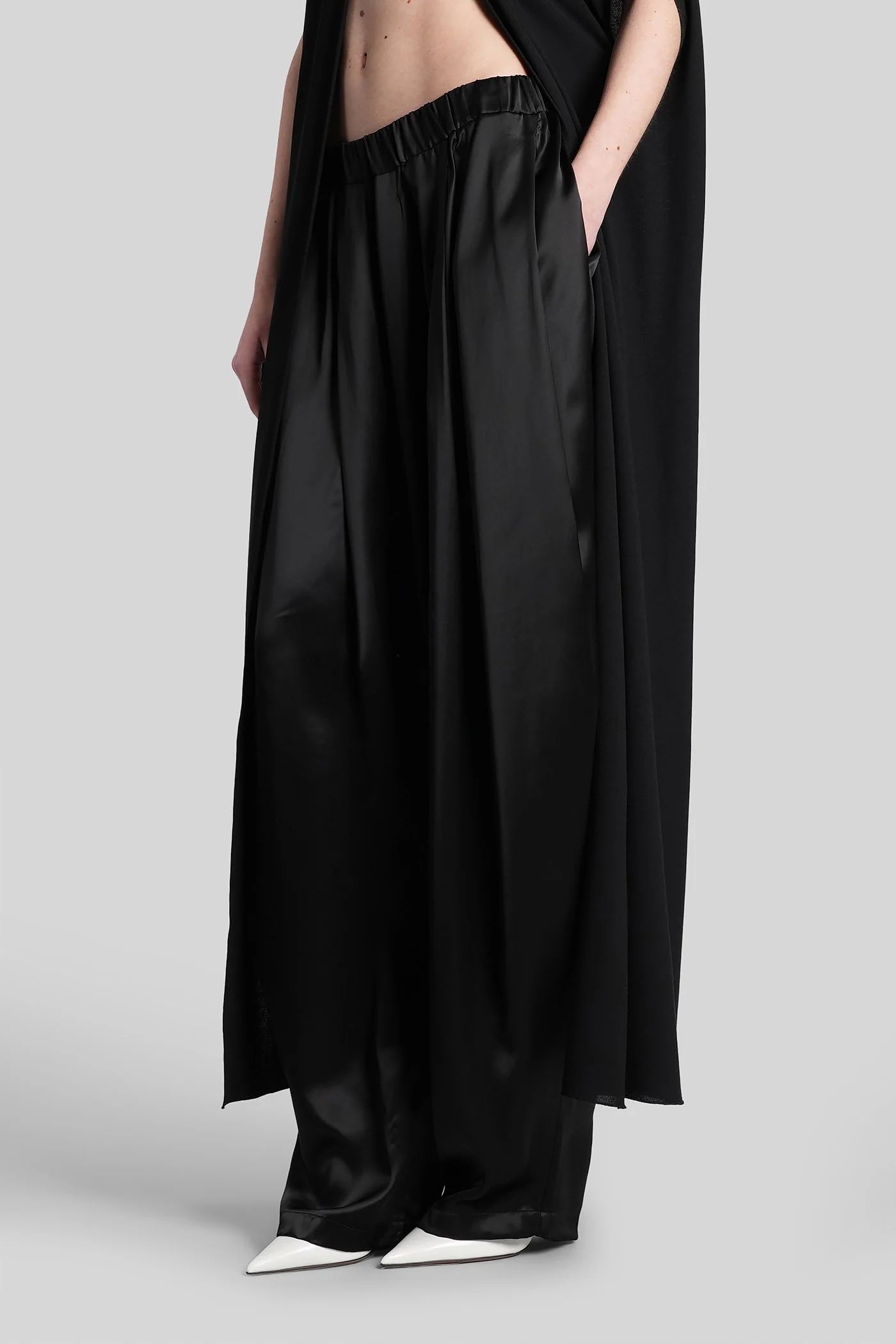 Simona Pants in black viscose - Image 4