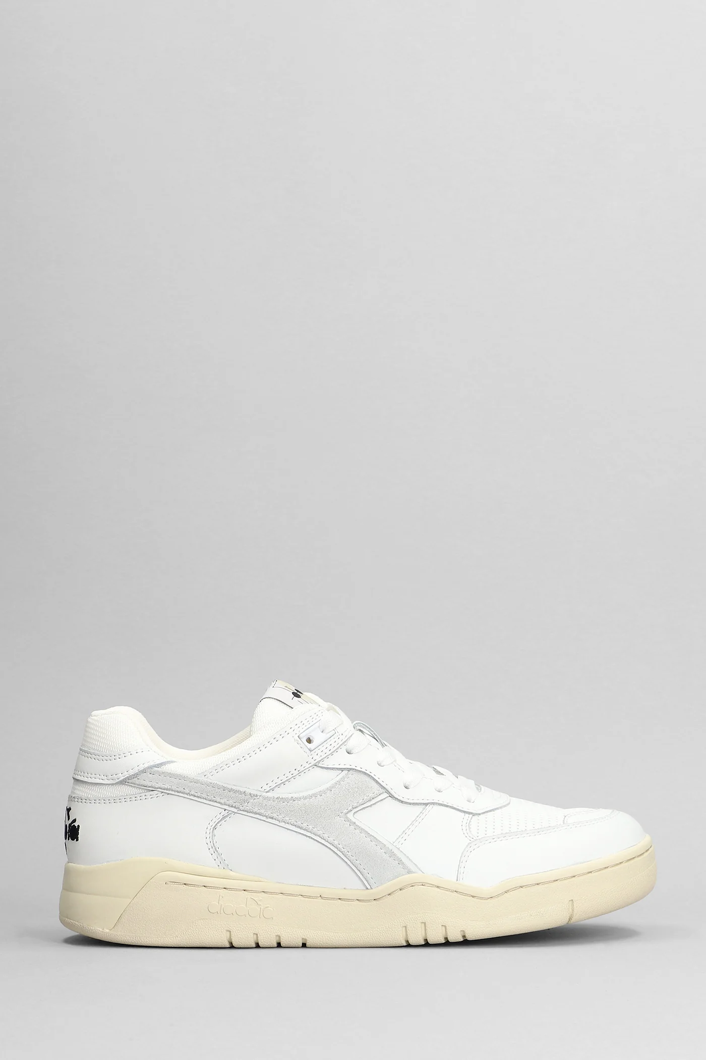 B.560 Used Sneakers in white leather