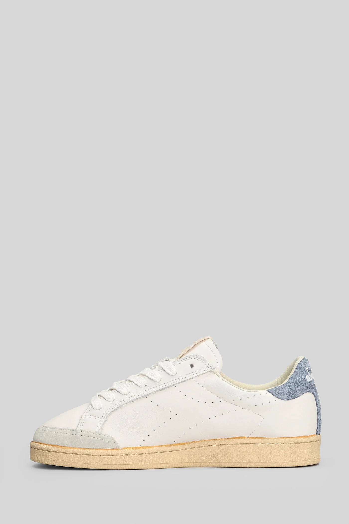Prestige Plain Used Sneakers in white leather - Image 58