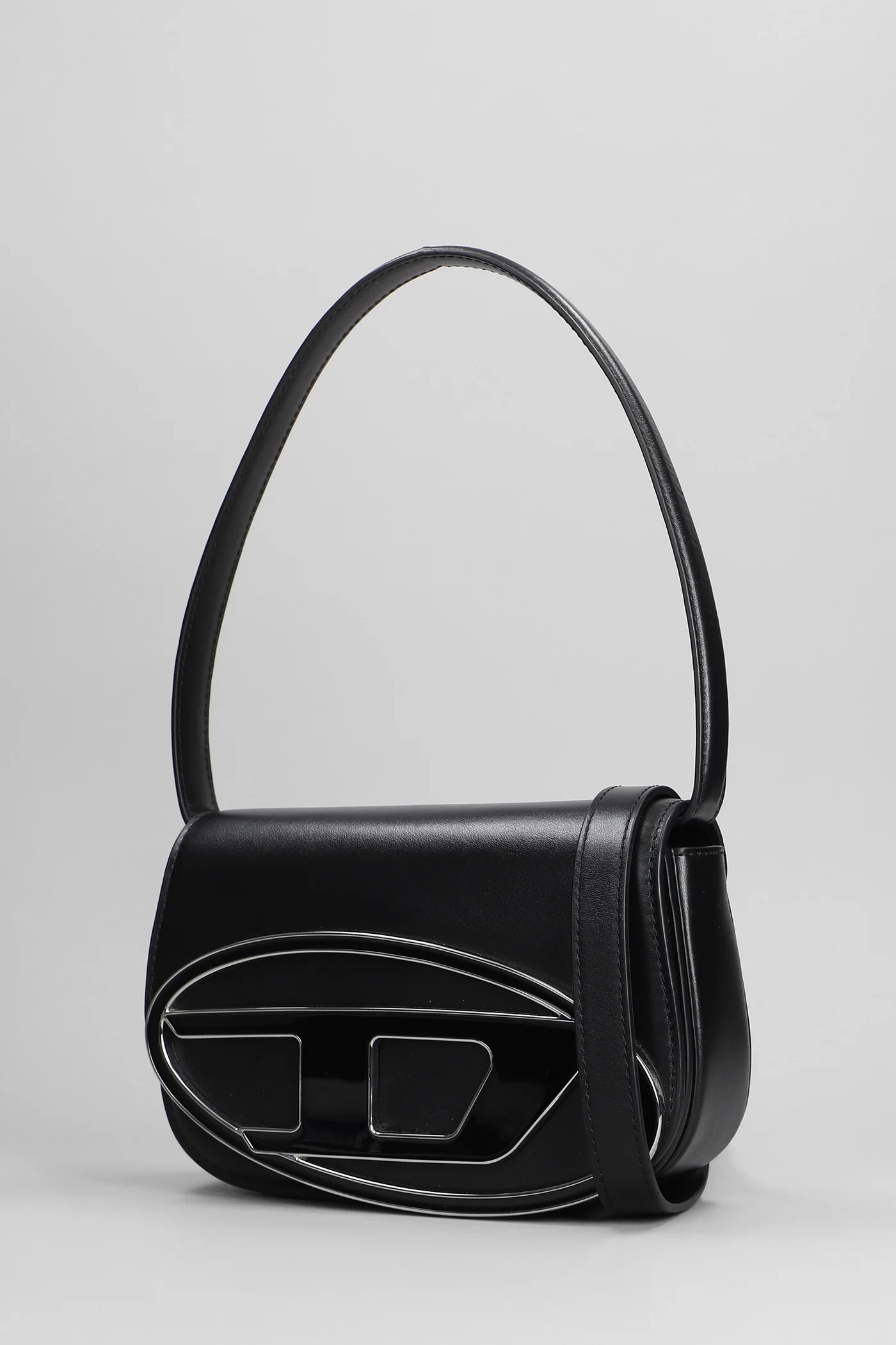 1dr Shoulder bag in black leather - Image 14