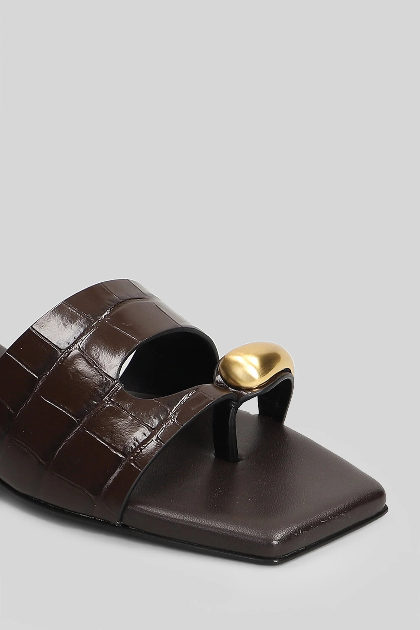 Flat sandal-slipper in brown leather - Image 5