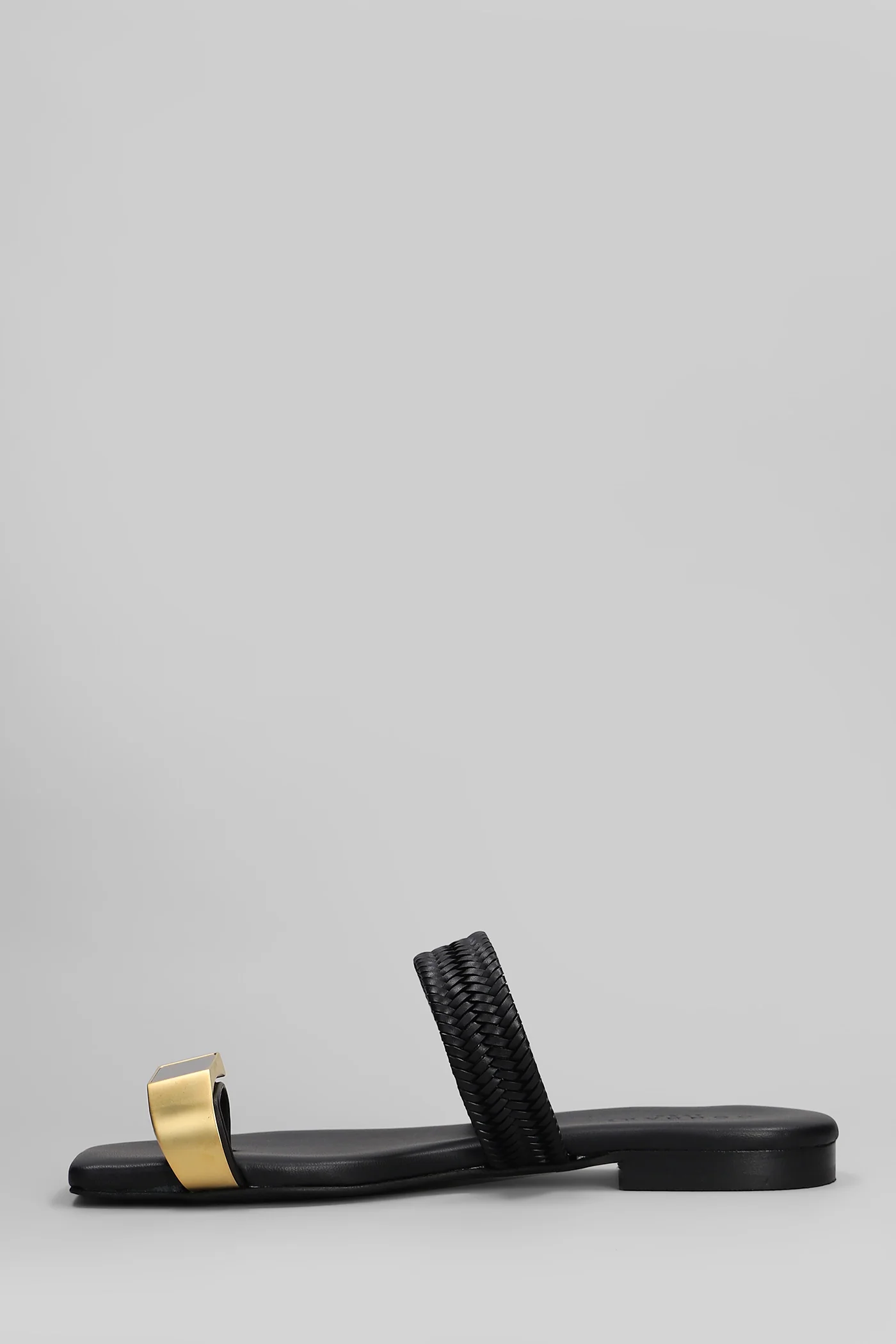Flats in black leather - Image 3