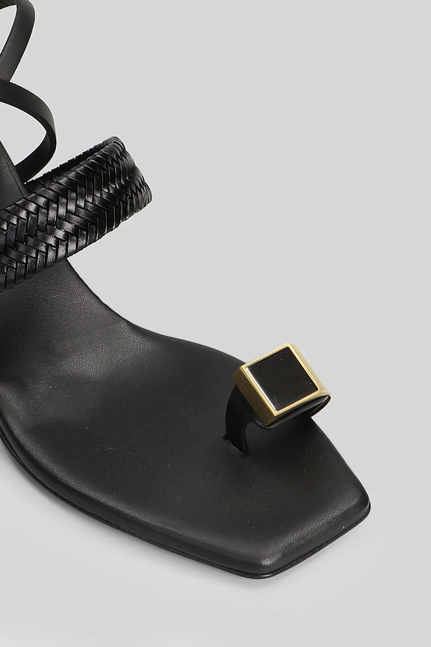 Sandals in black leather - Image 5