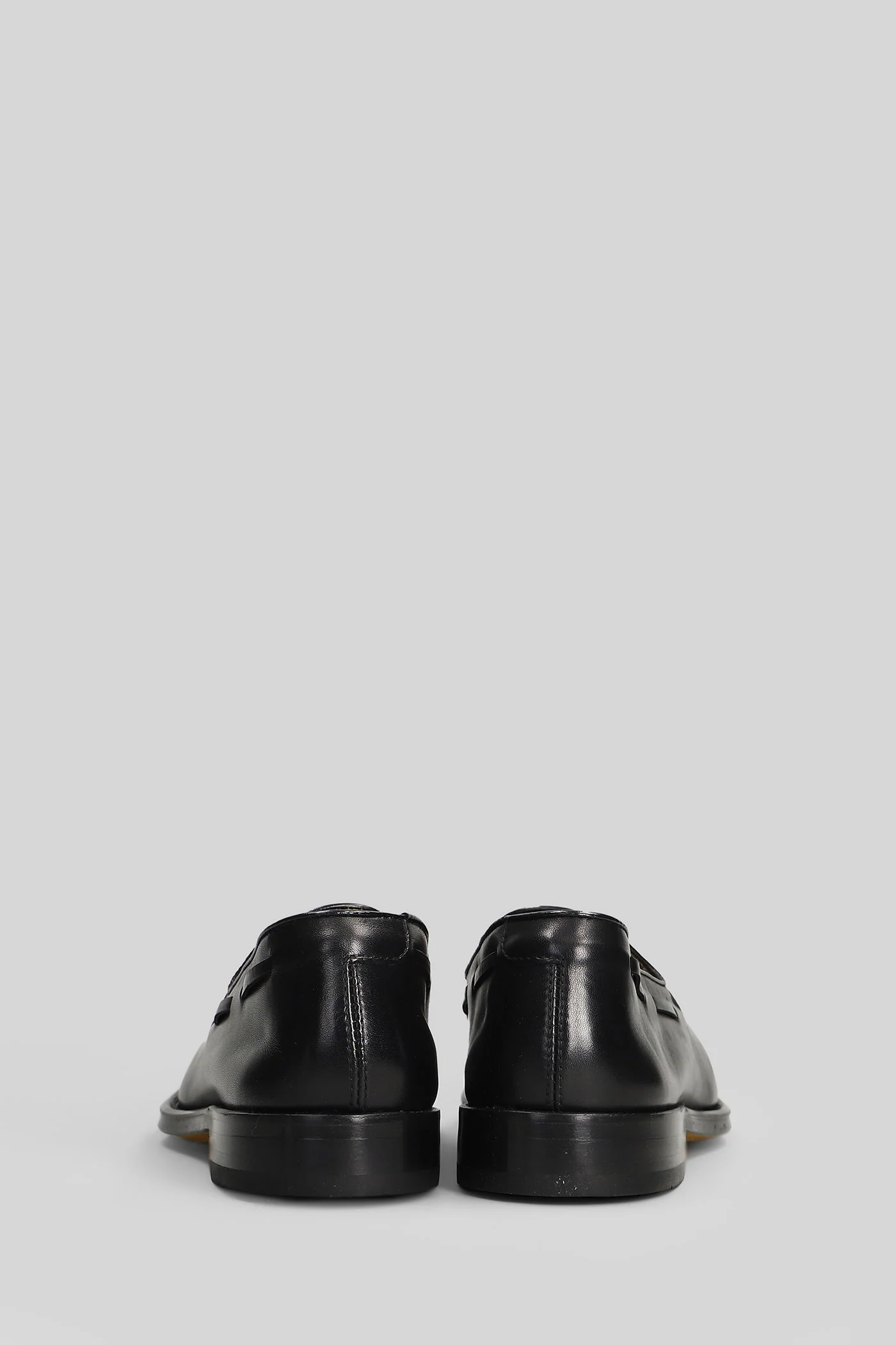 Loafers in black leather - Image 4