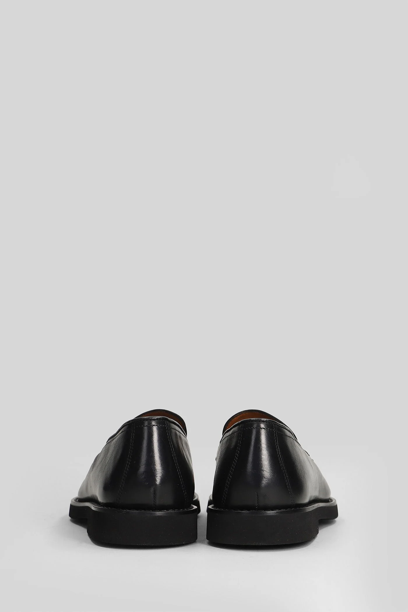 Loafers in black leather - Image 4
