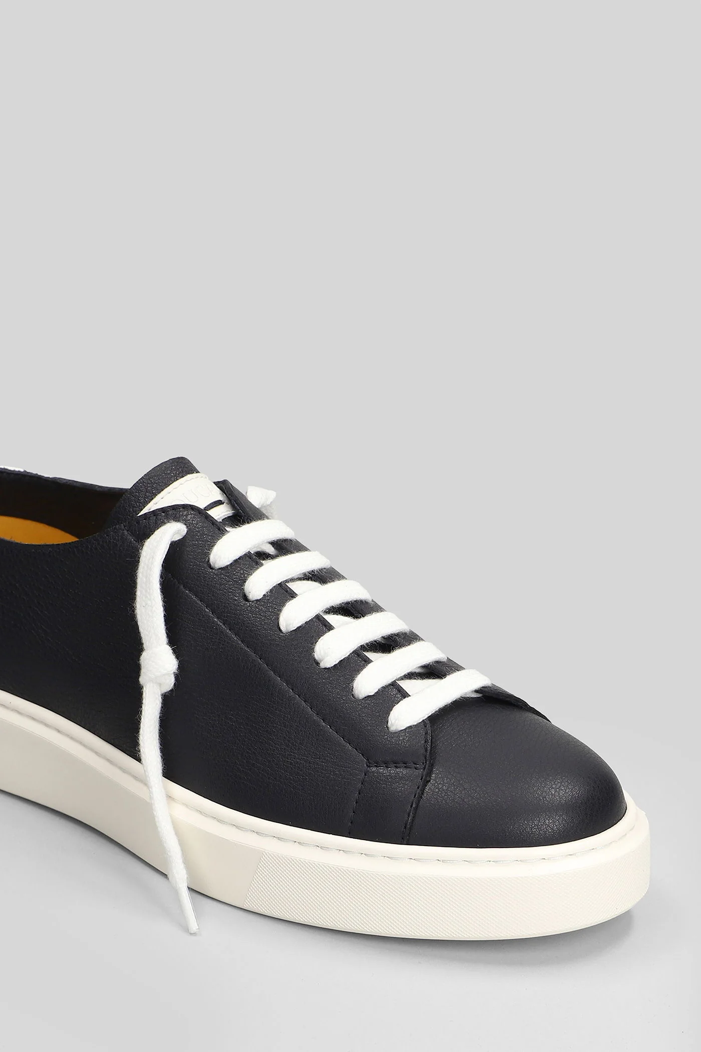 Sneakers in blue leather - Image 5