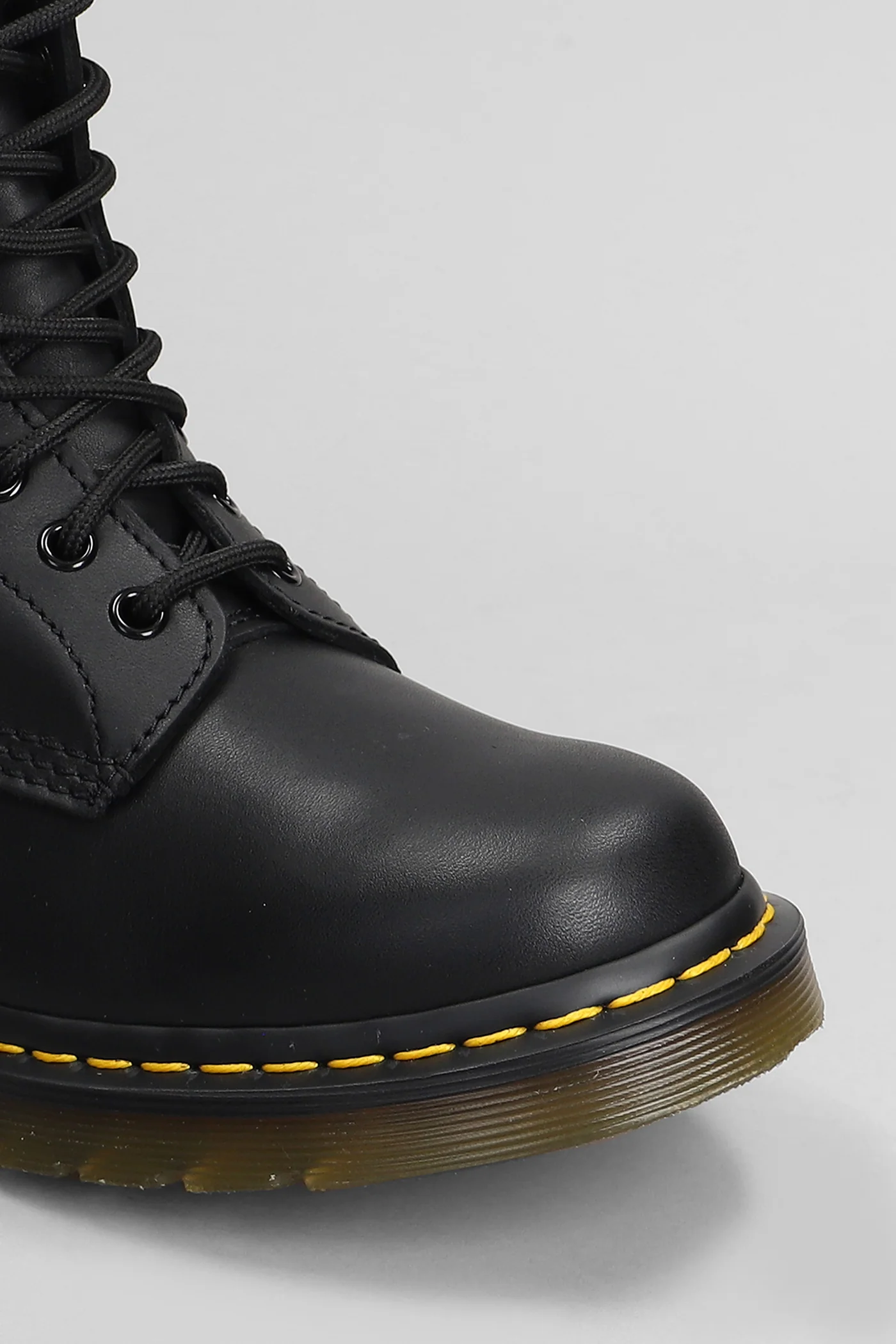 1460 Combat boots in black leather - Image 5