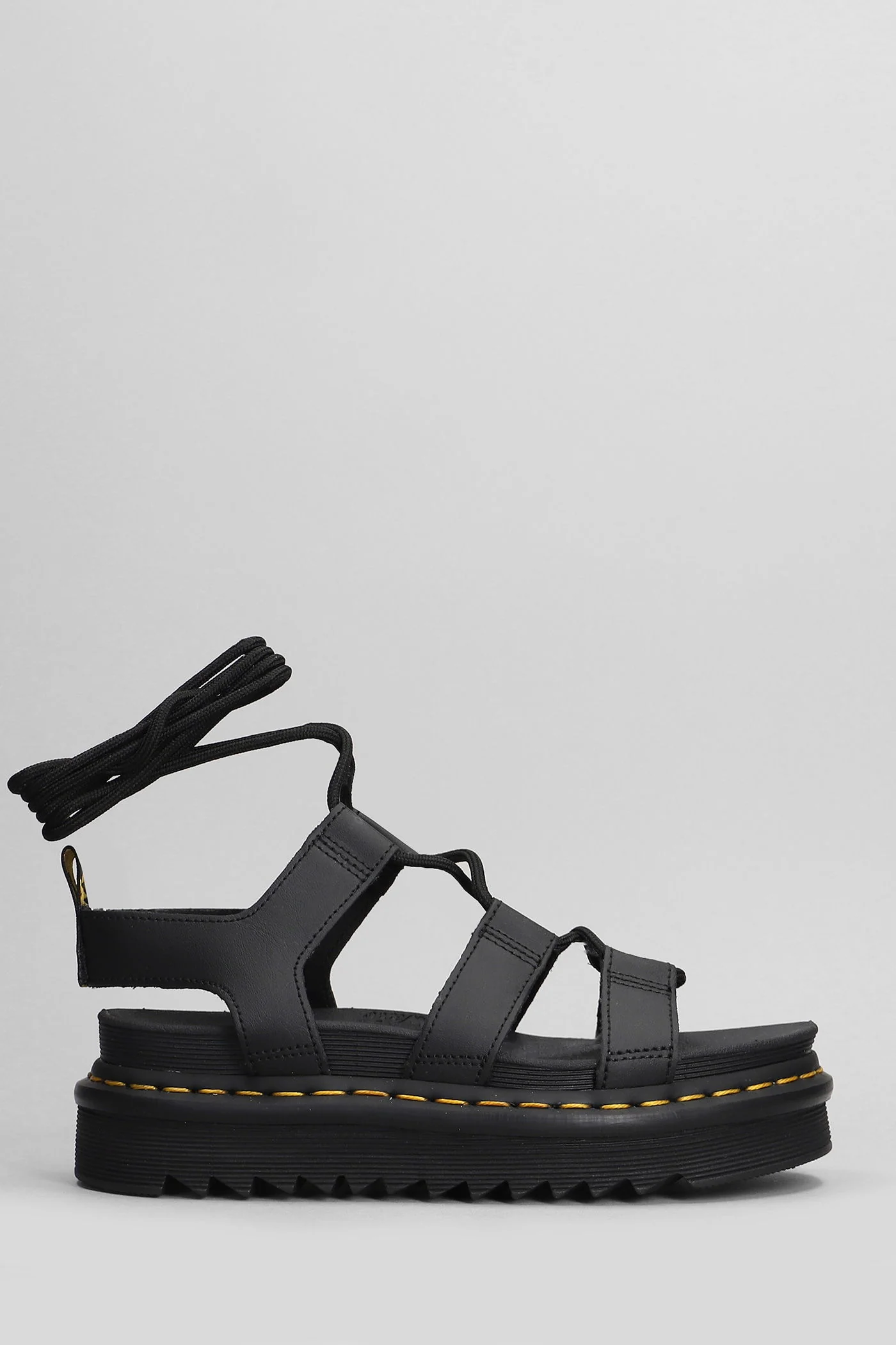 Nartilla Sandals in black leather