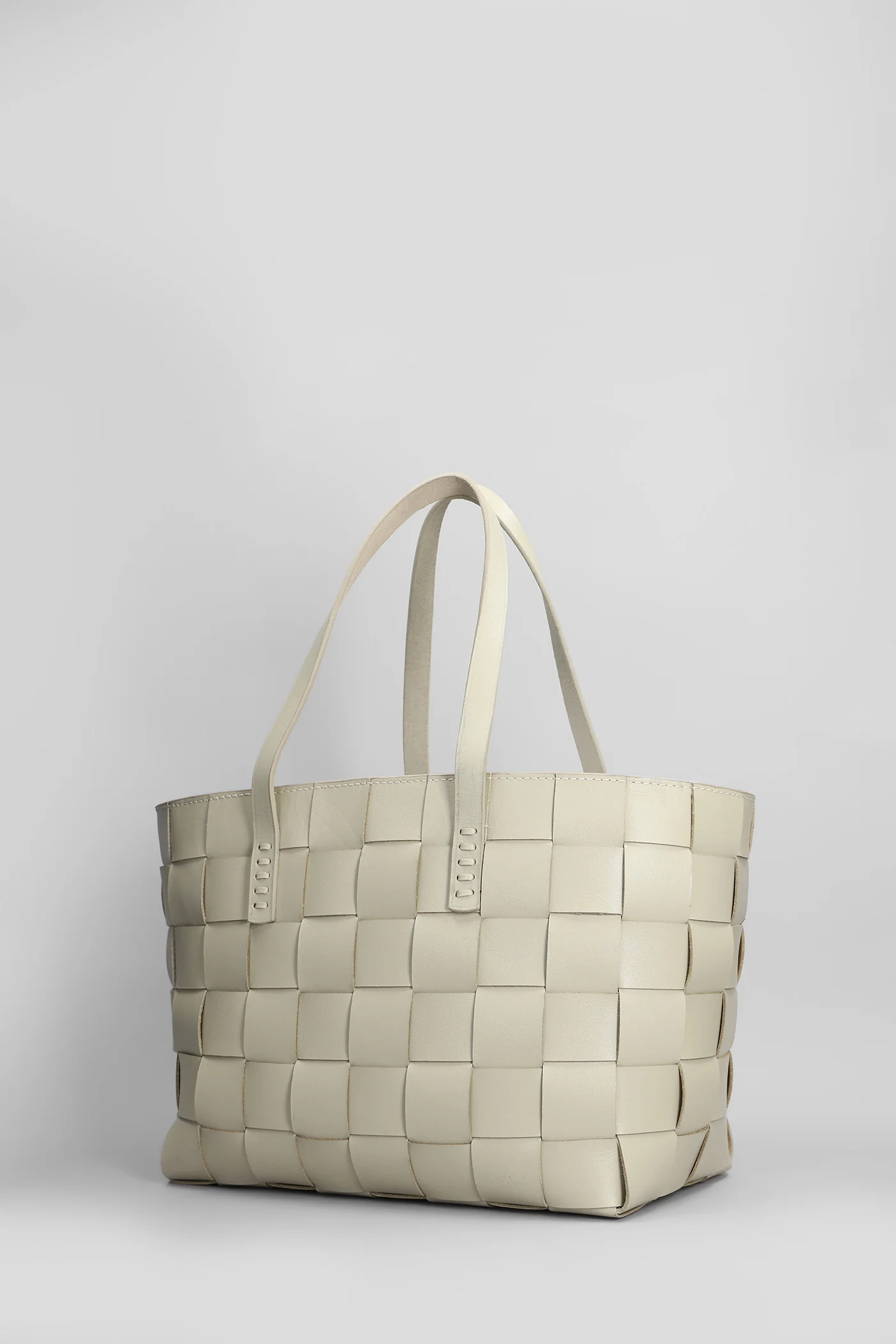 Box Weave Basket Tote in beige leather - Image 2