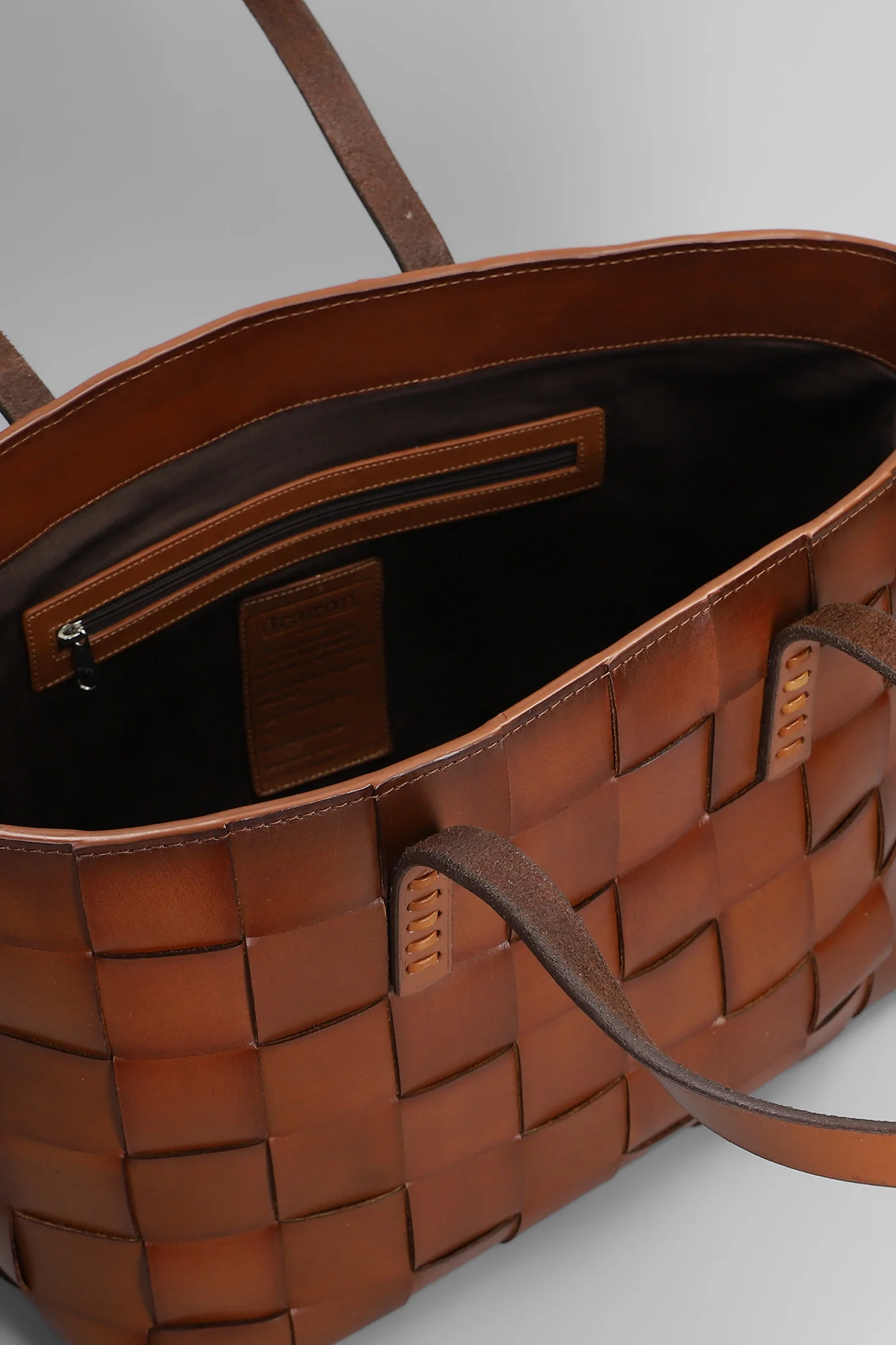 Box Weave Basket Tote in leather color leather - Image 4