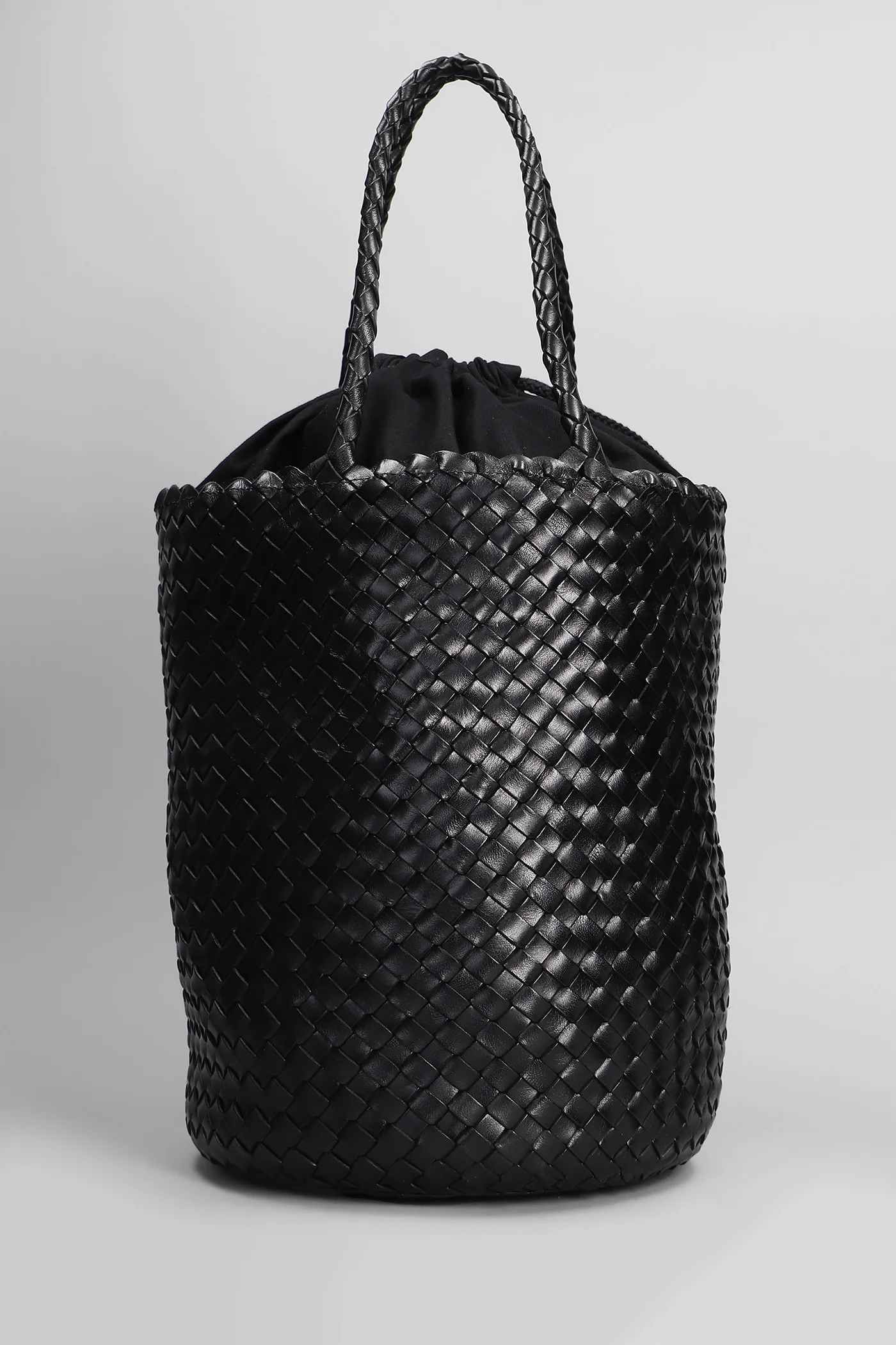 Jack Bucket Hand bag in black leather - Image 3