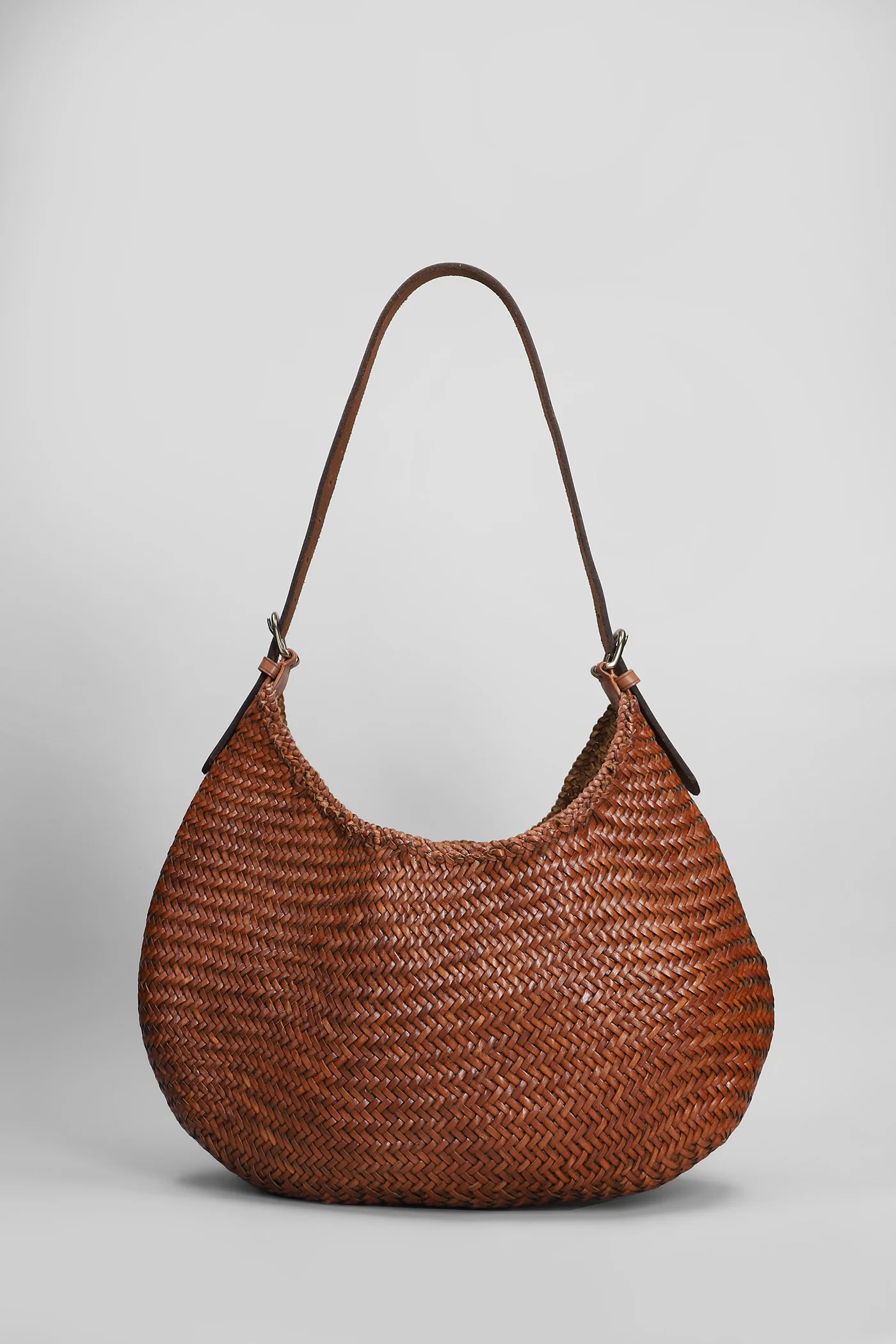 Luna Mezza Tote in leather color leather