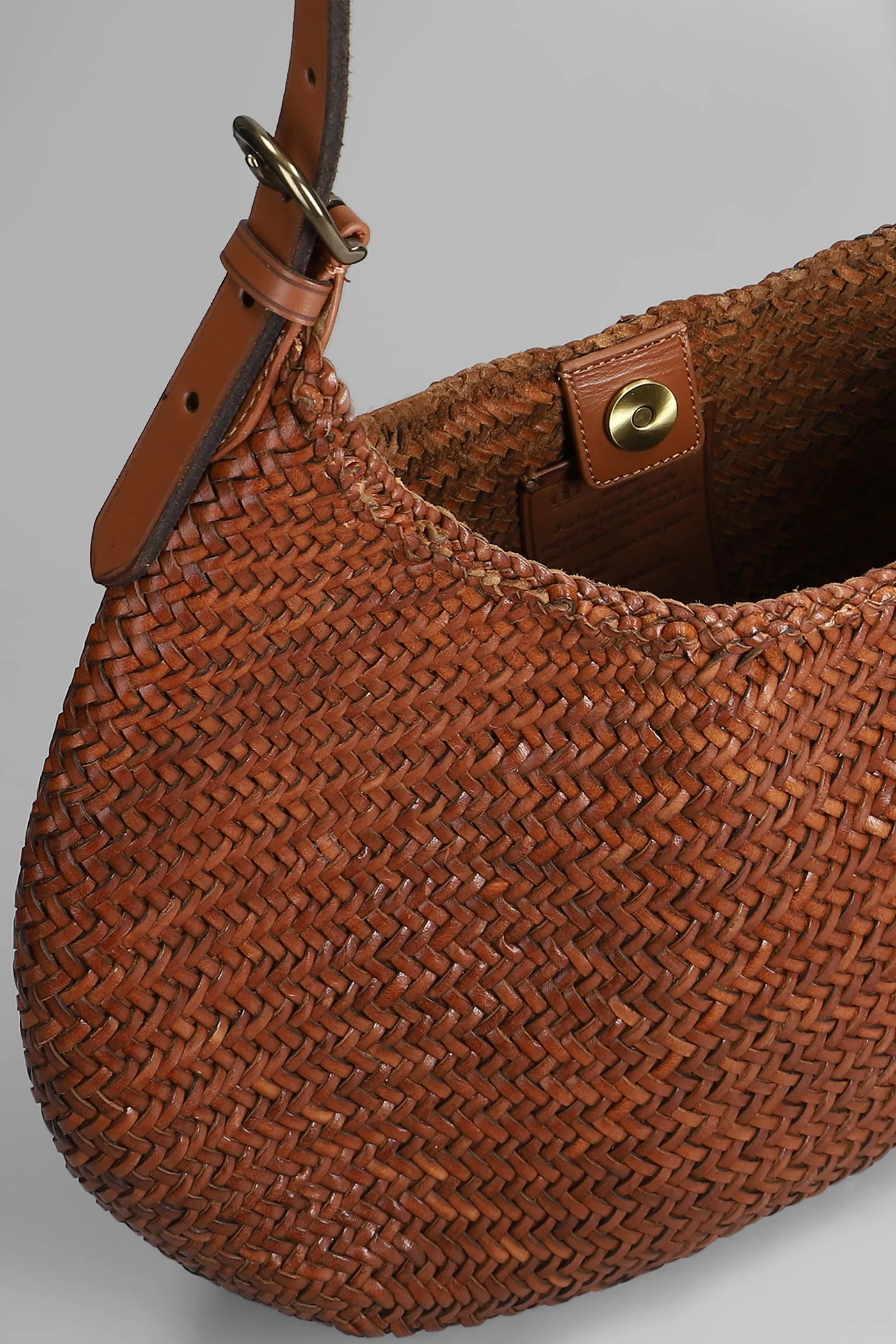 Luna Mezza Tote in leather color leather - Image 4