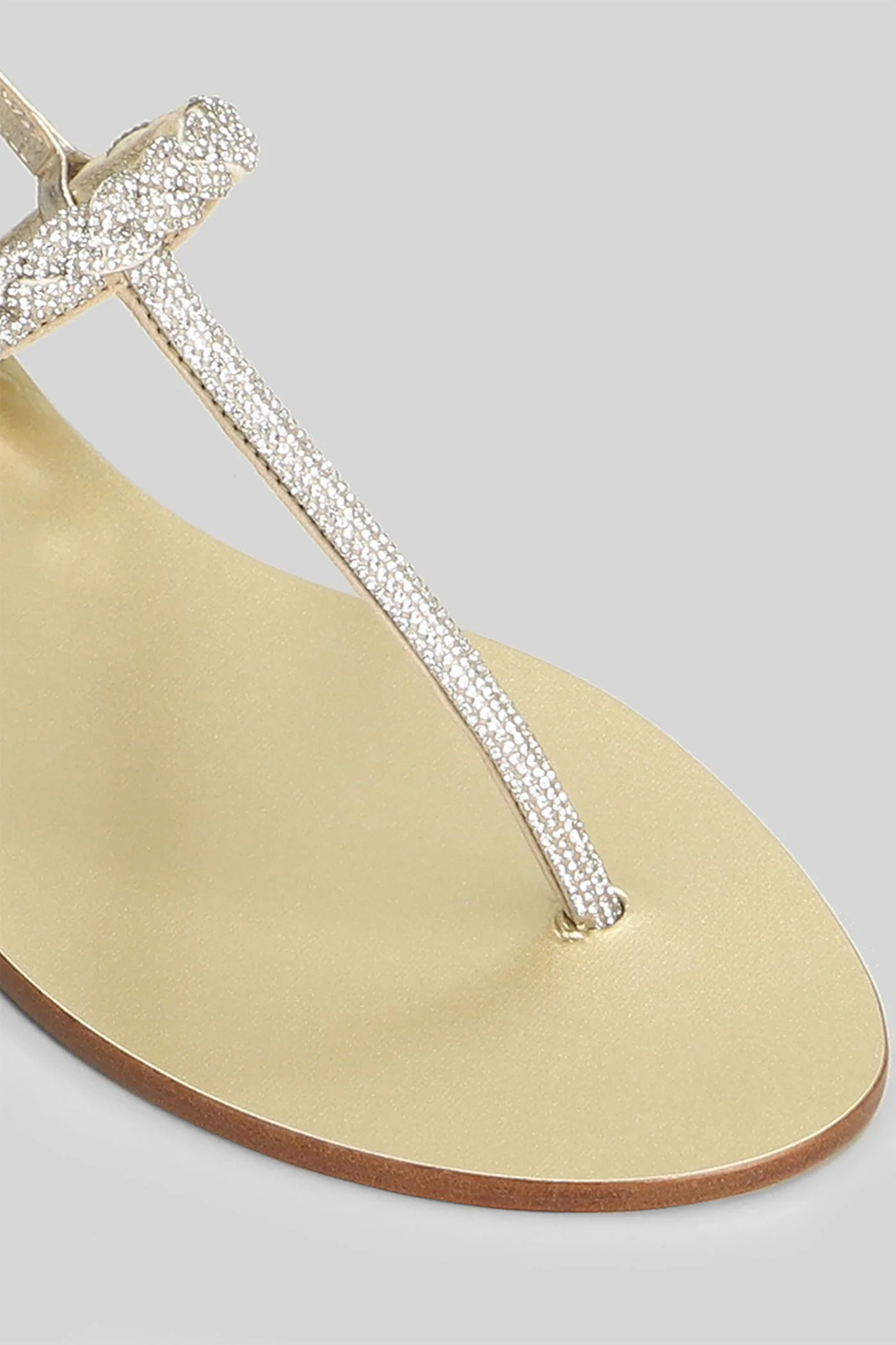 Flat sandal-slipper in platinum leather - Image 5