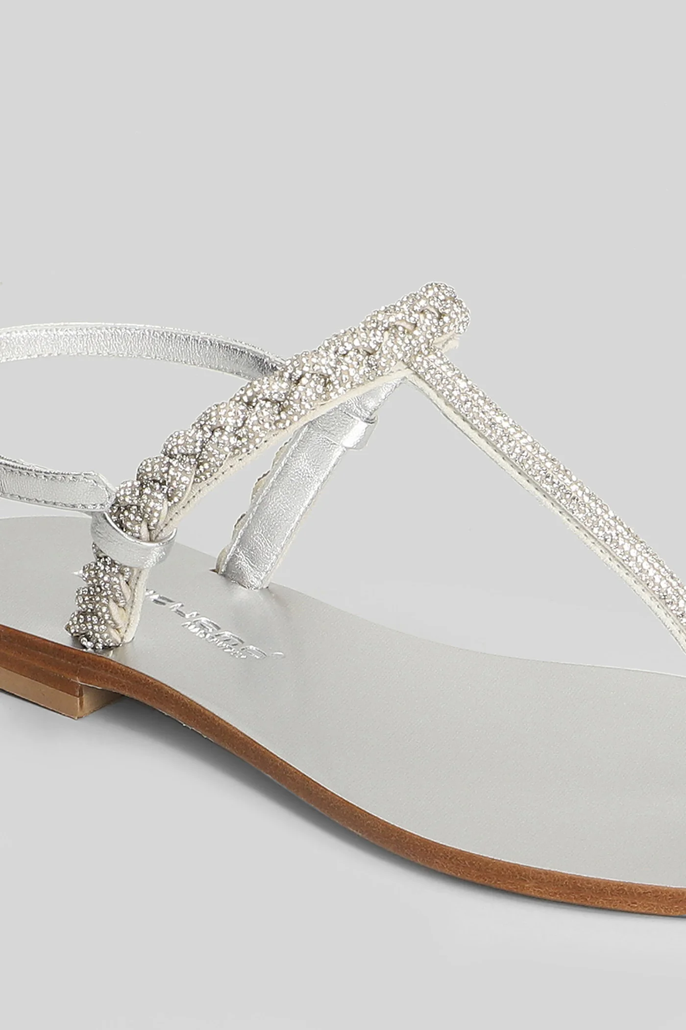Flat sandal-slipper in silver leather - Image 5