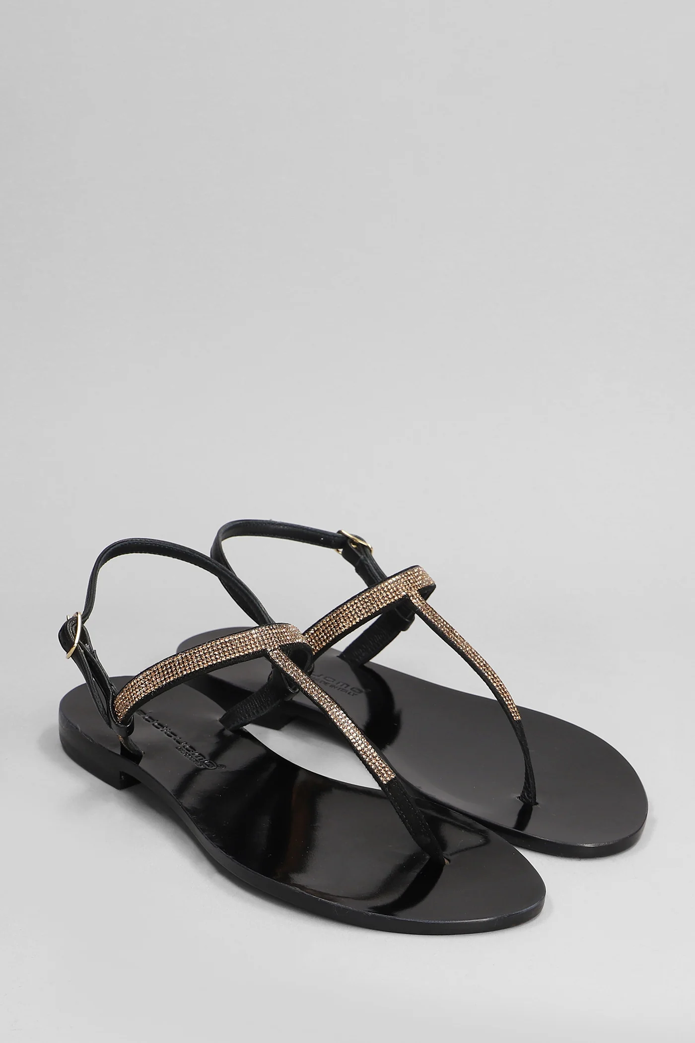 Flats in black leather - Image 2