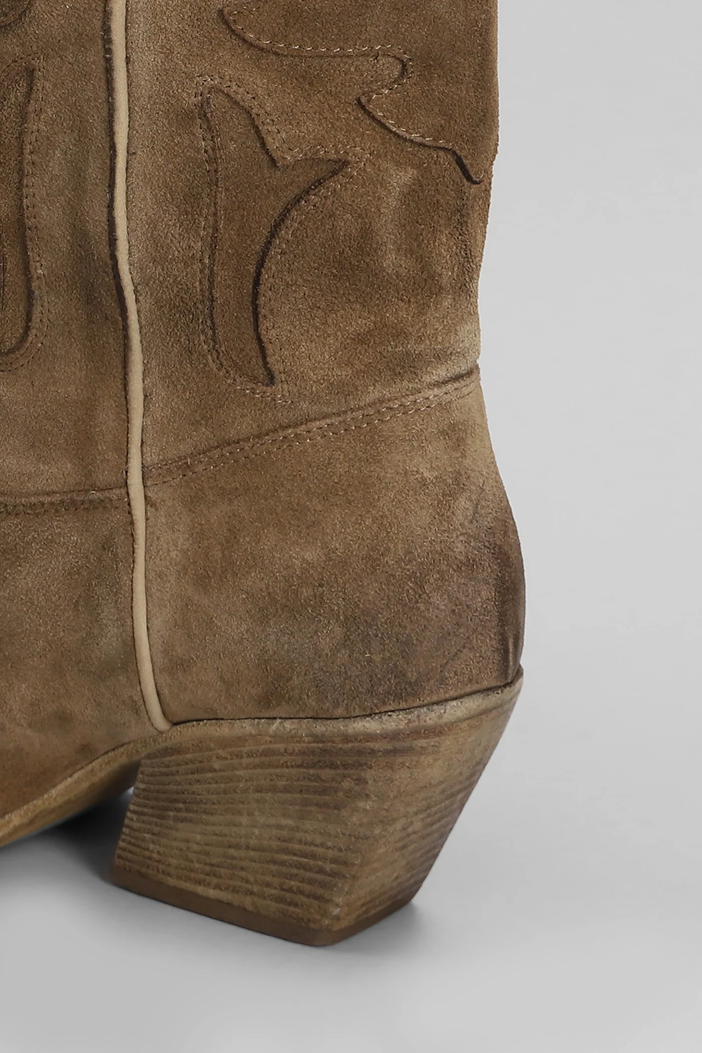 texan Ankle boots in Camel suede - Image 5