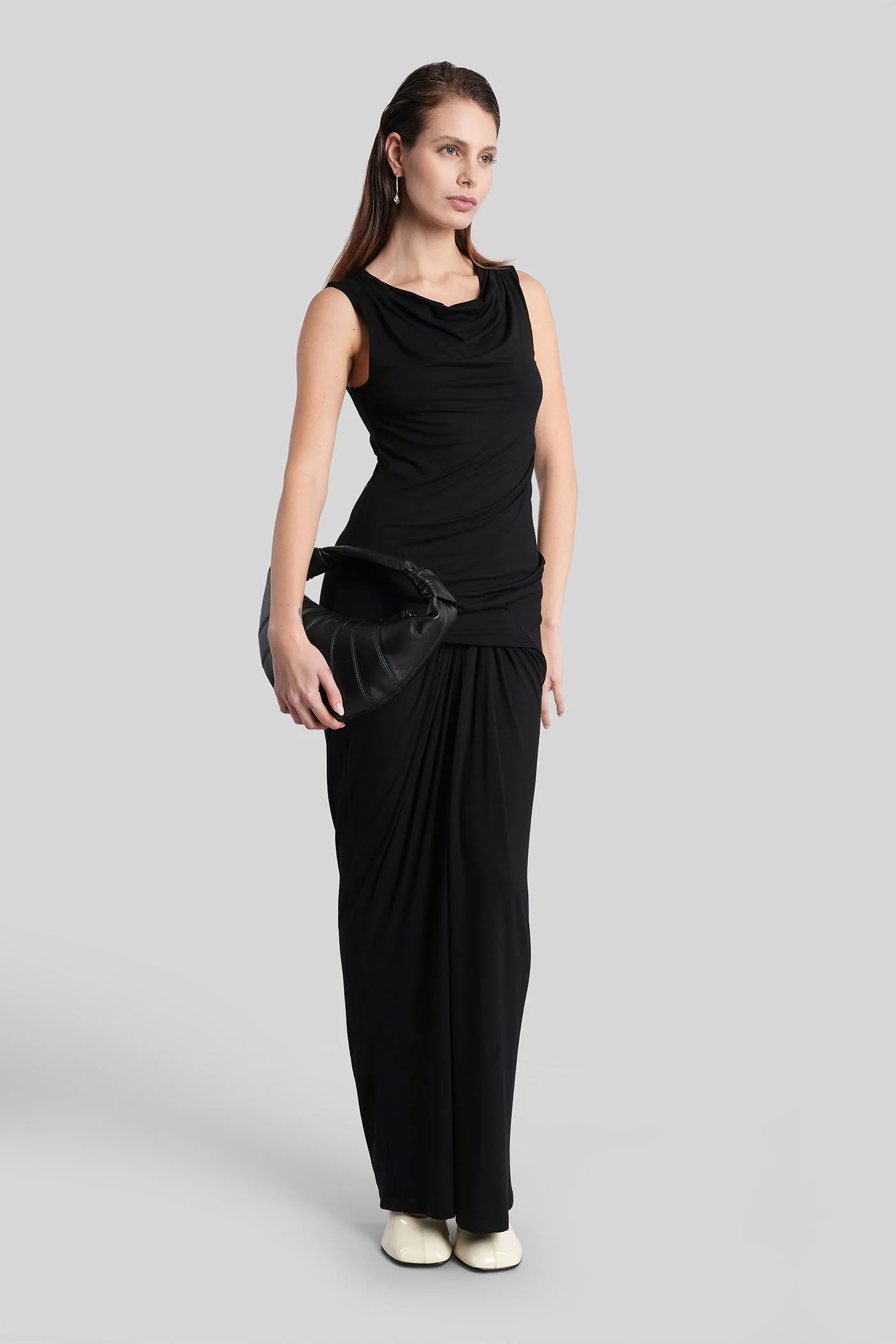 Long dress in black viscose - Image 2