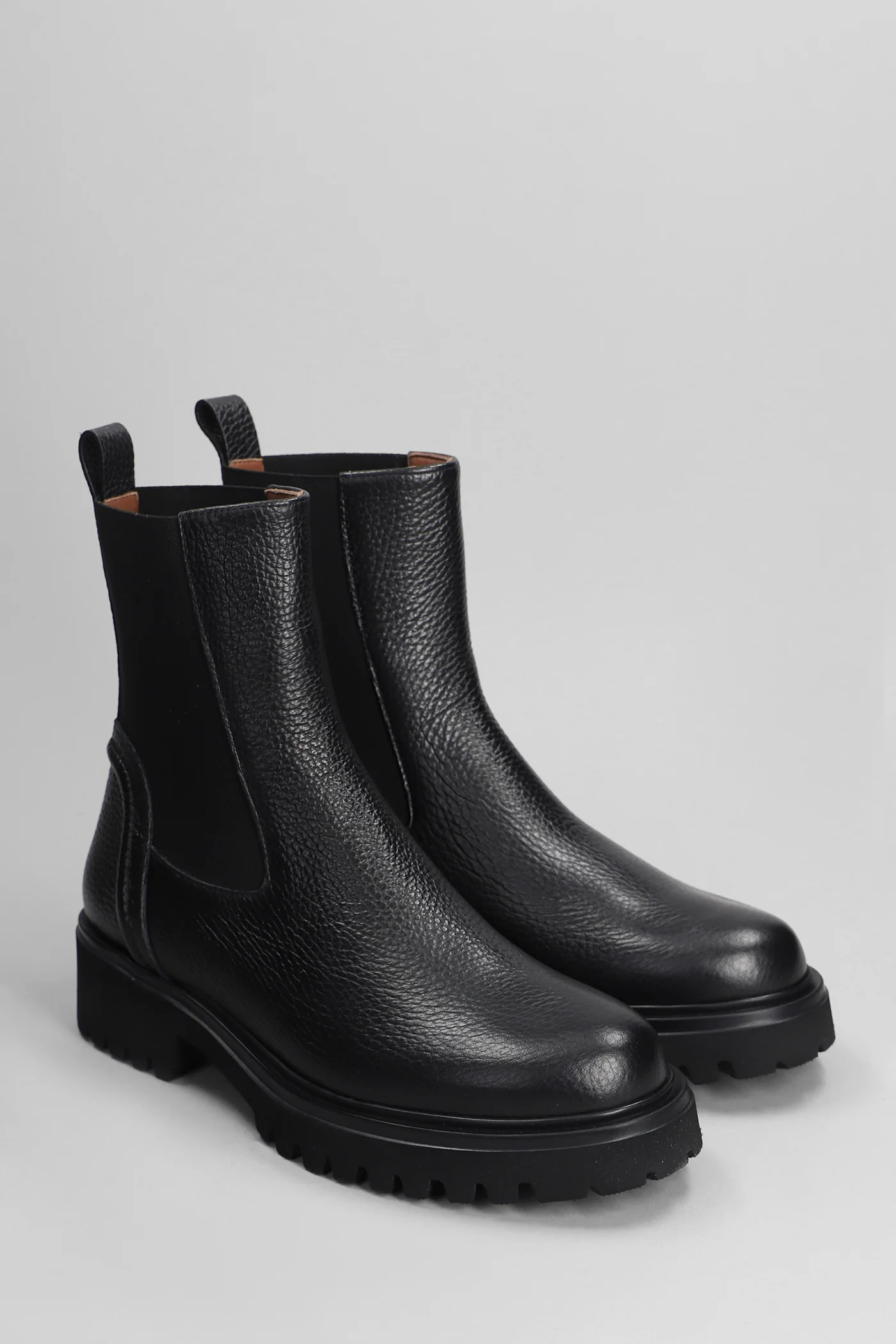 Combat boots in black leather - Image 2