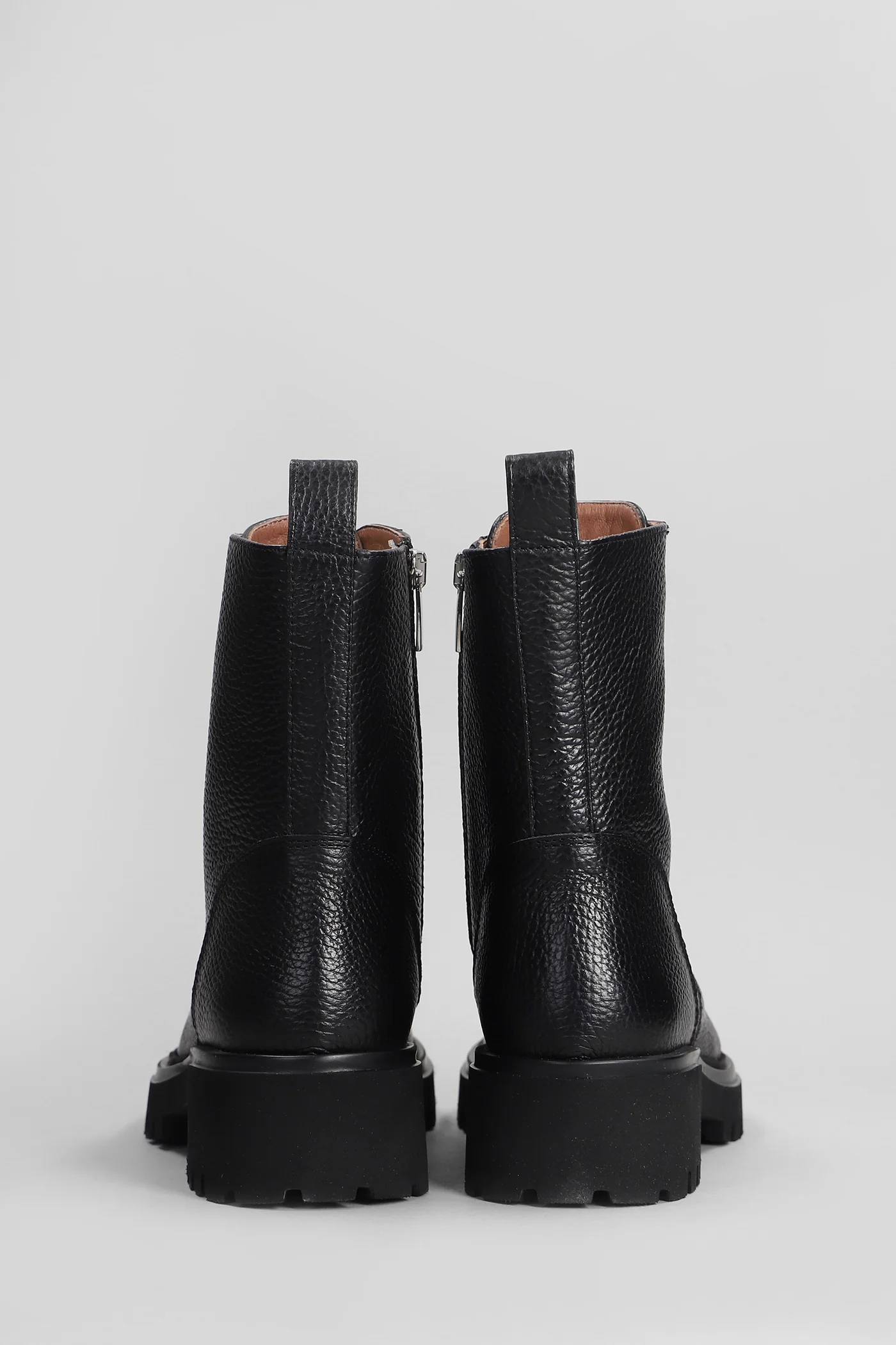 Combat boots in black leather - Image 4