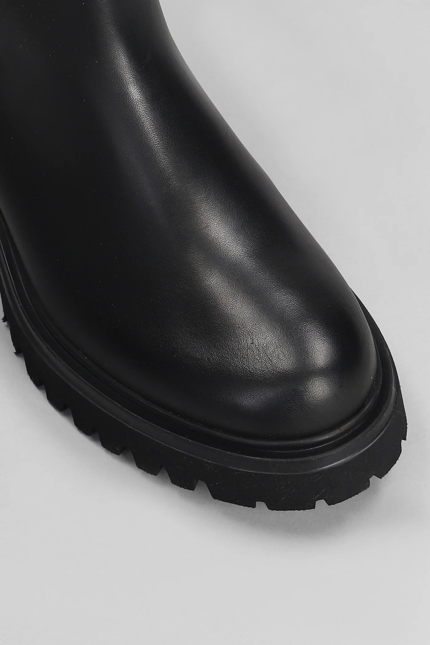 Combat boots in black leather - Image 5