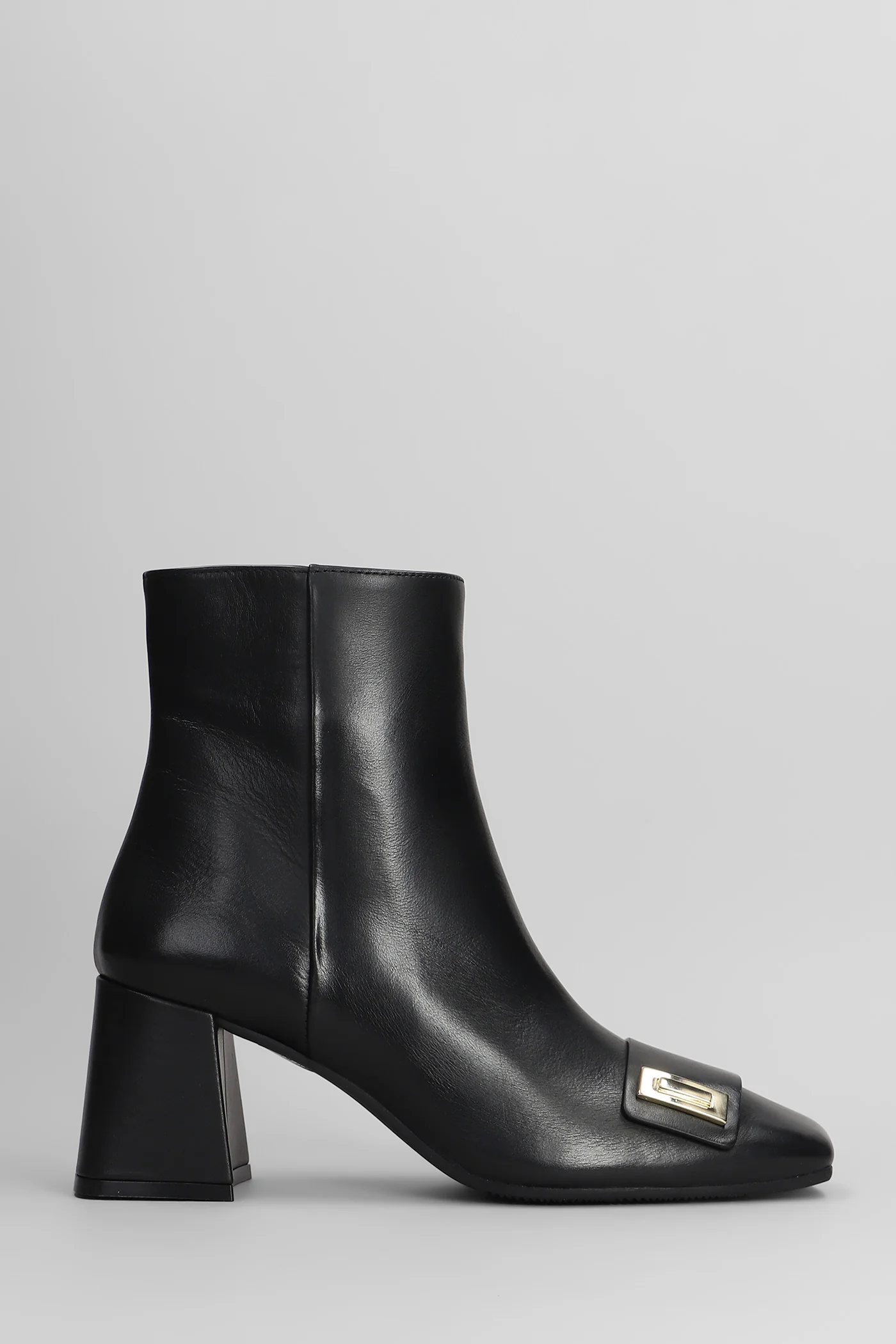 High heels Ankle boots in black leather