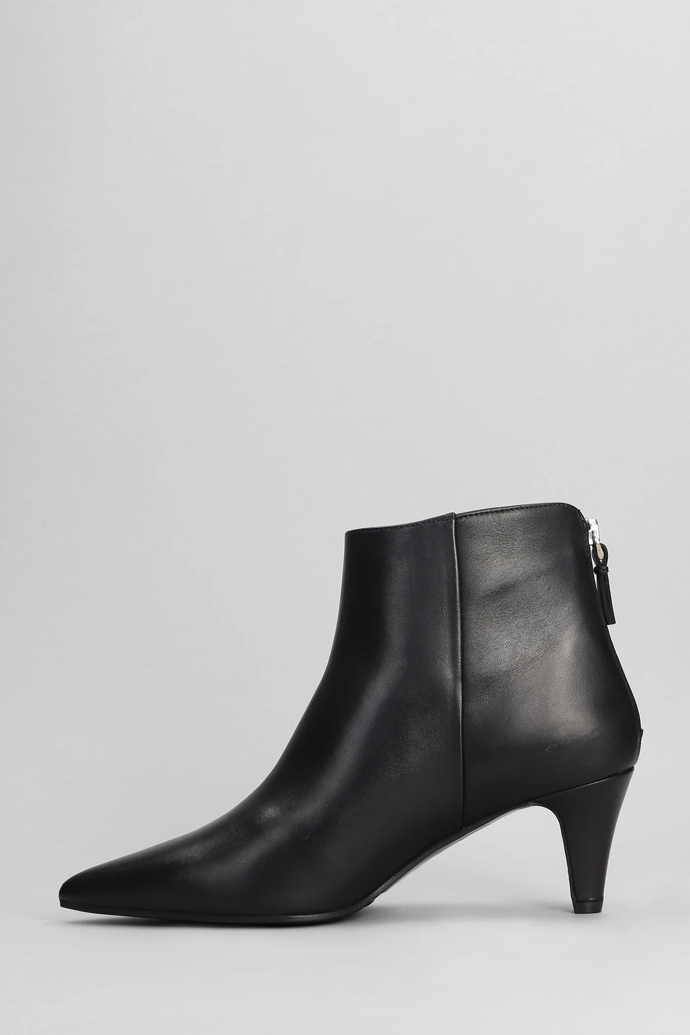 High heels Ankle boots in black leather - Image 3