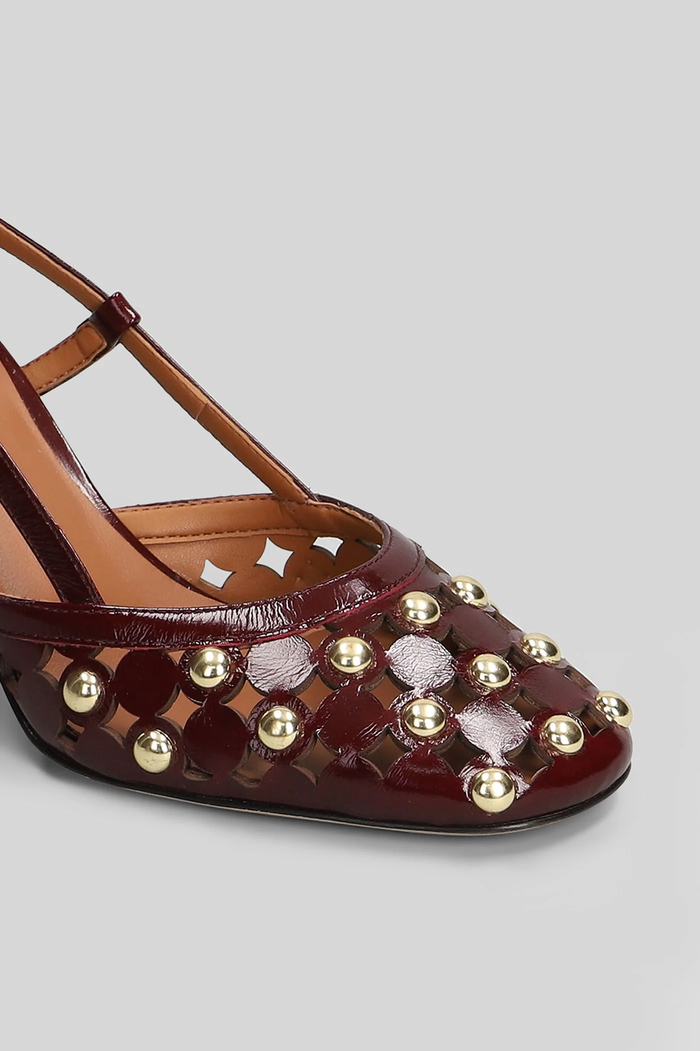 Pumps in bordeaux leather - Image 5