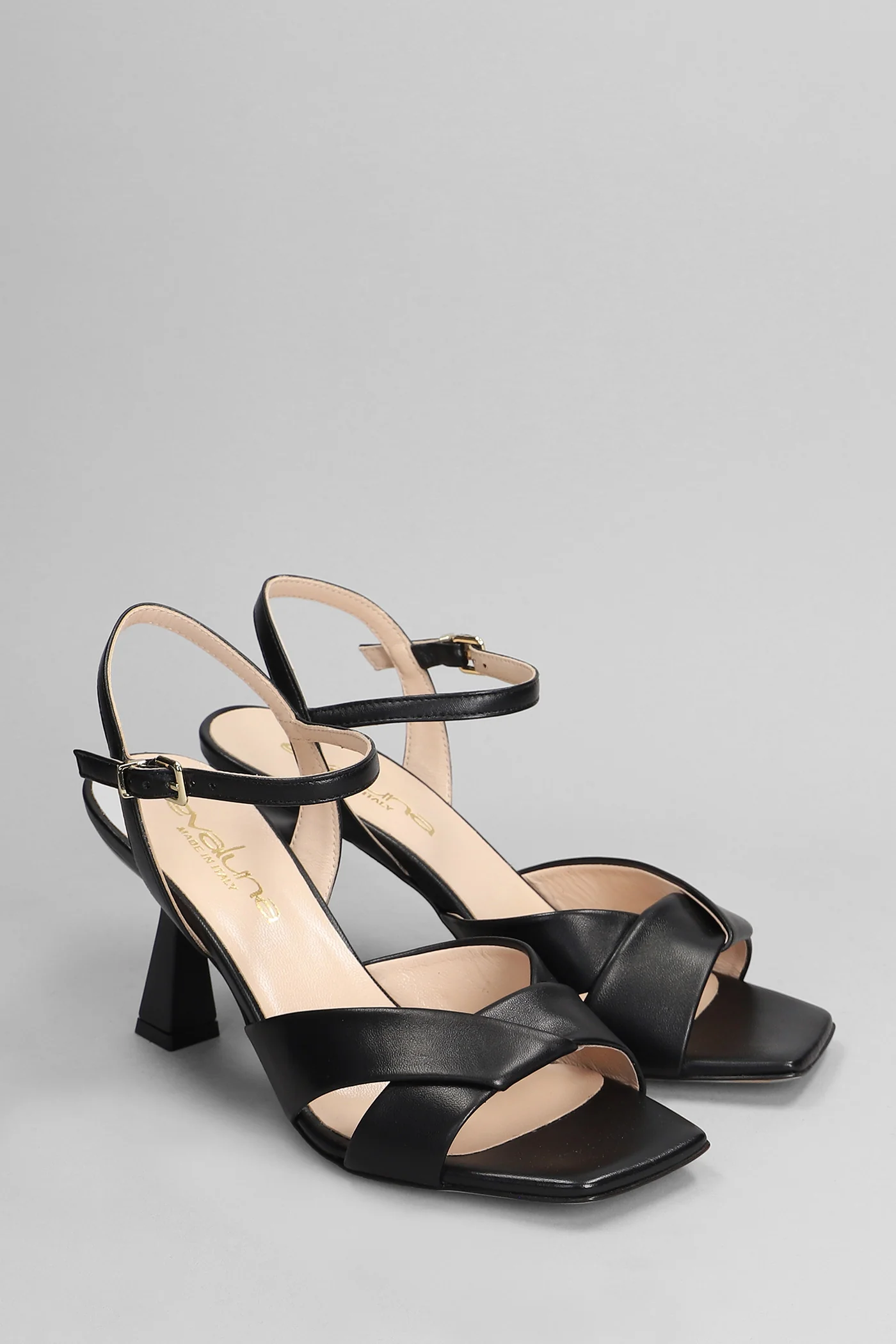 Sandals in black leather - Image 2