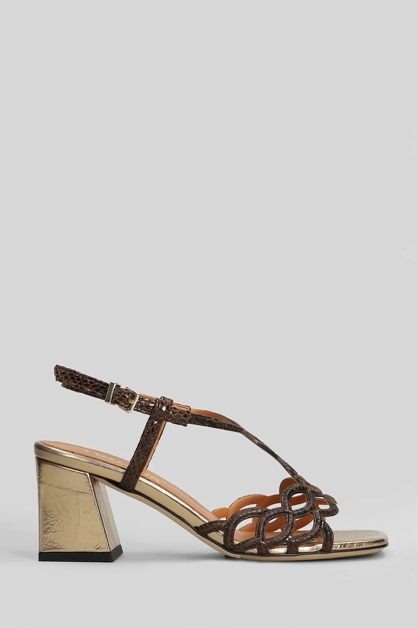 Sandals in dark brown leather