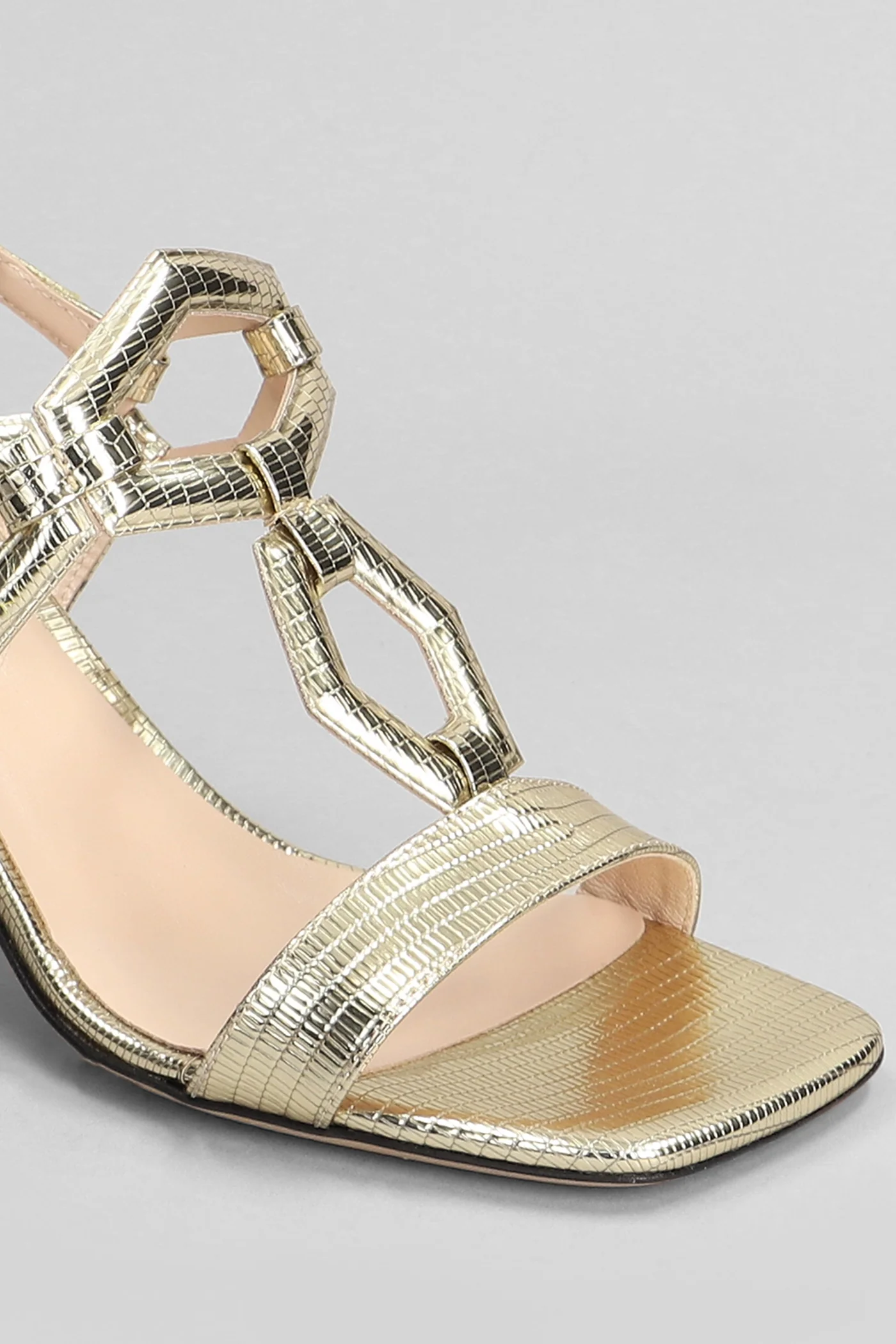 Sandals in platinum leather - Image 5