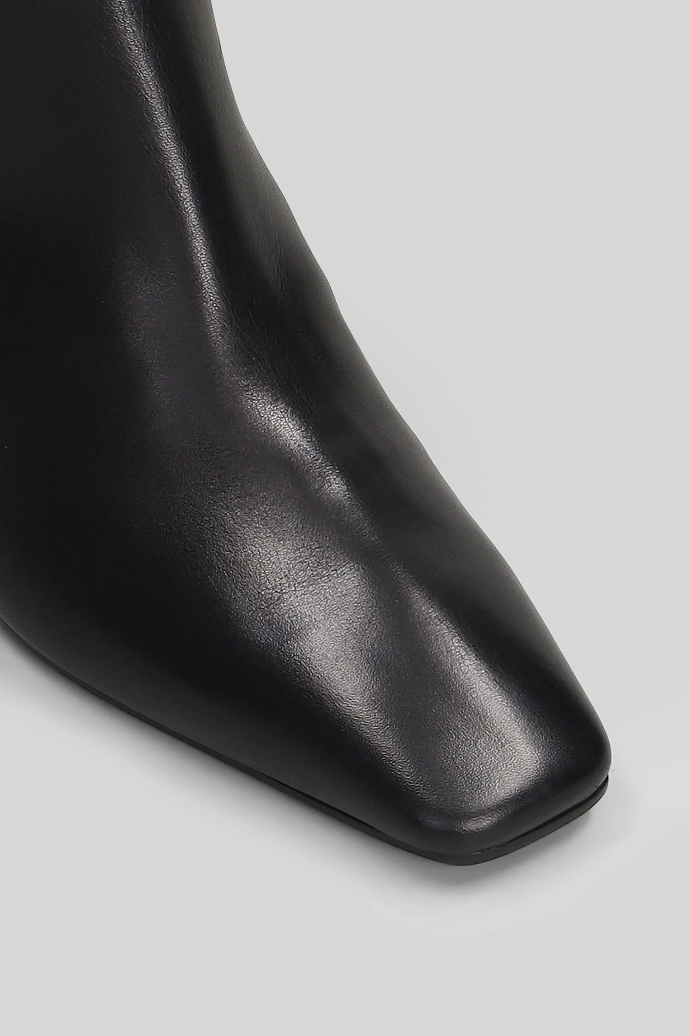High heels boots in black leather - Image 5