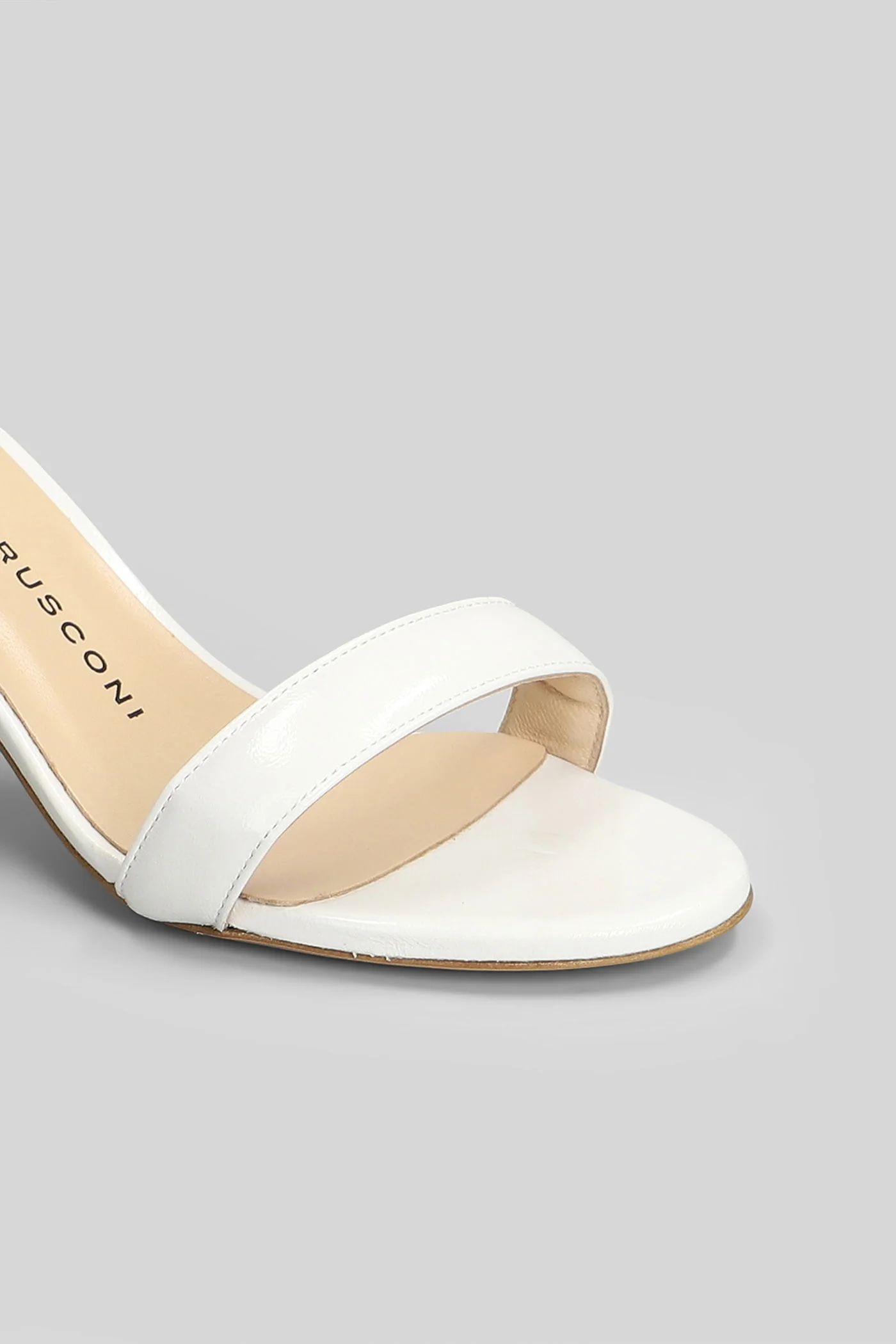 Sandals in white leather - Image 5