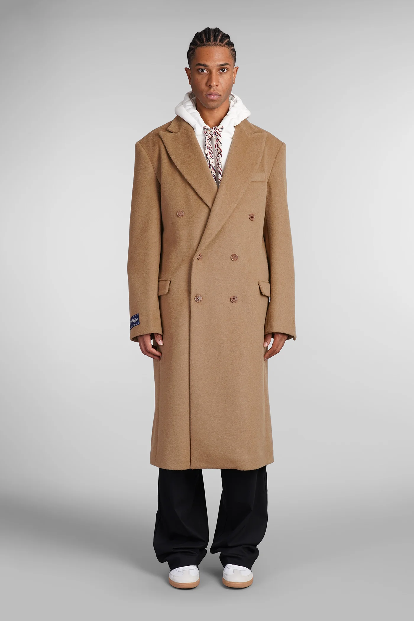 Coat in Camel wool